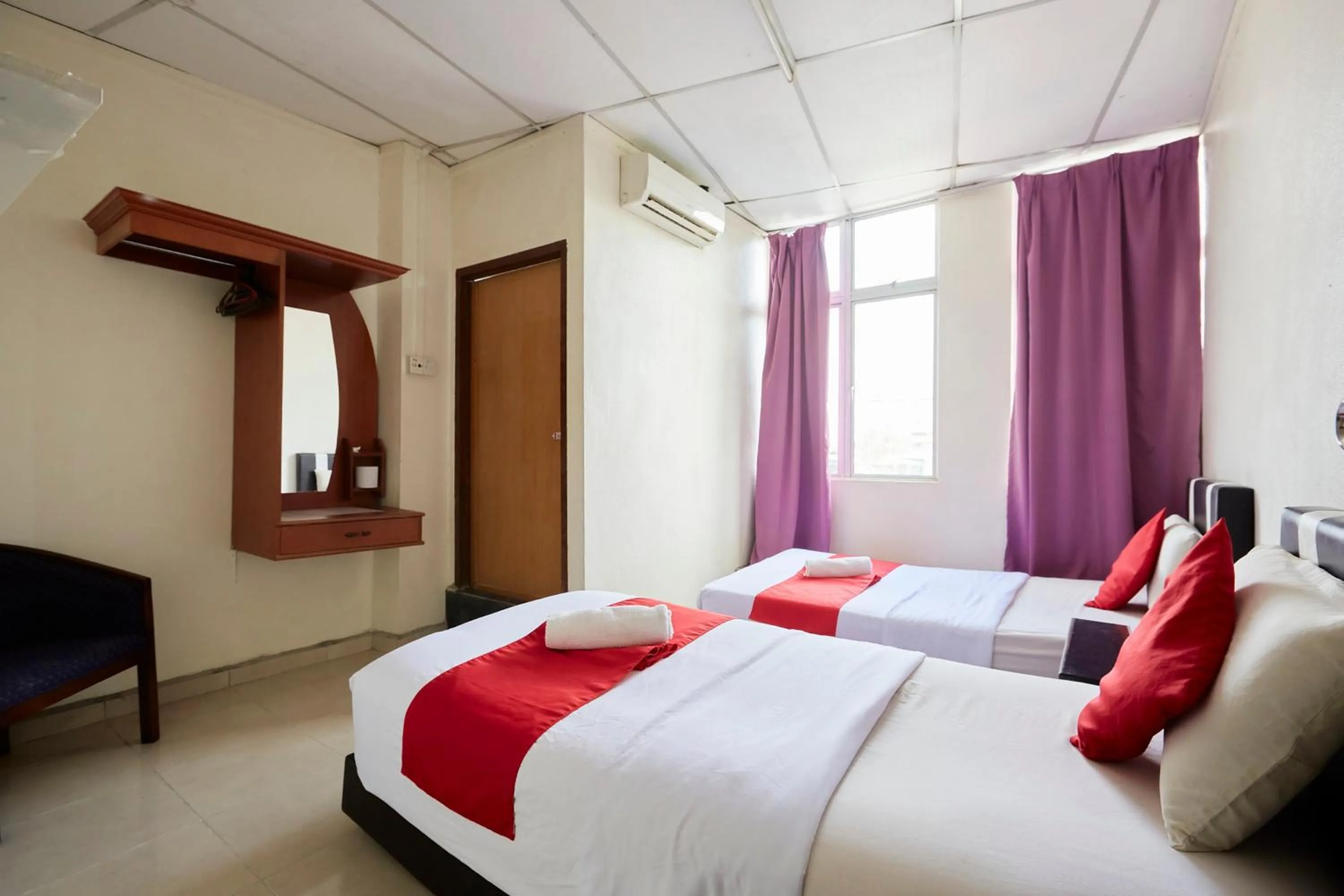 TV and multimedia, Bed in Jerteh Hotel, Terengganu