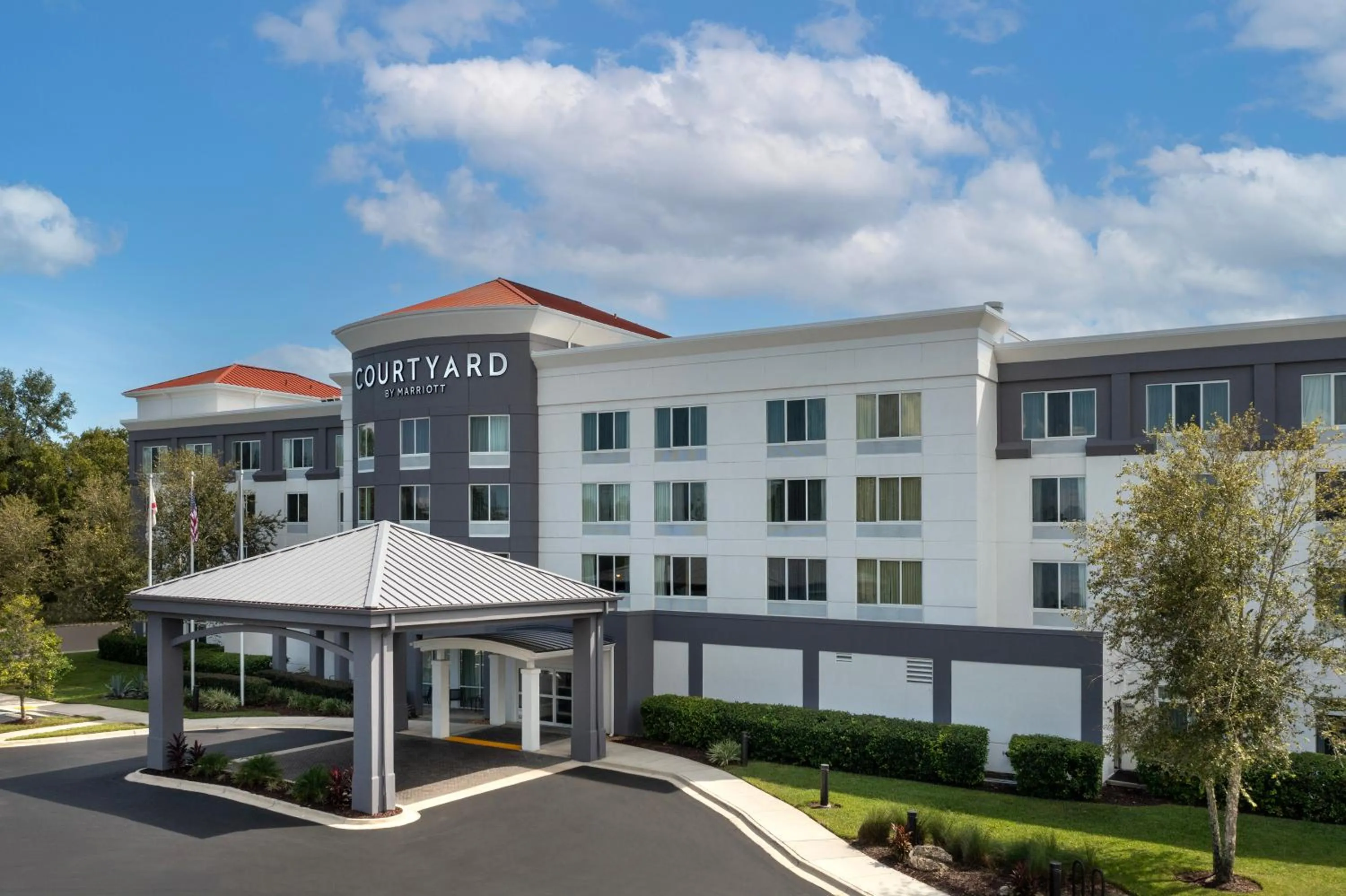 Property building in Courtyard Jacksonville Flagler Center