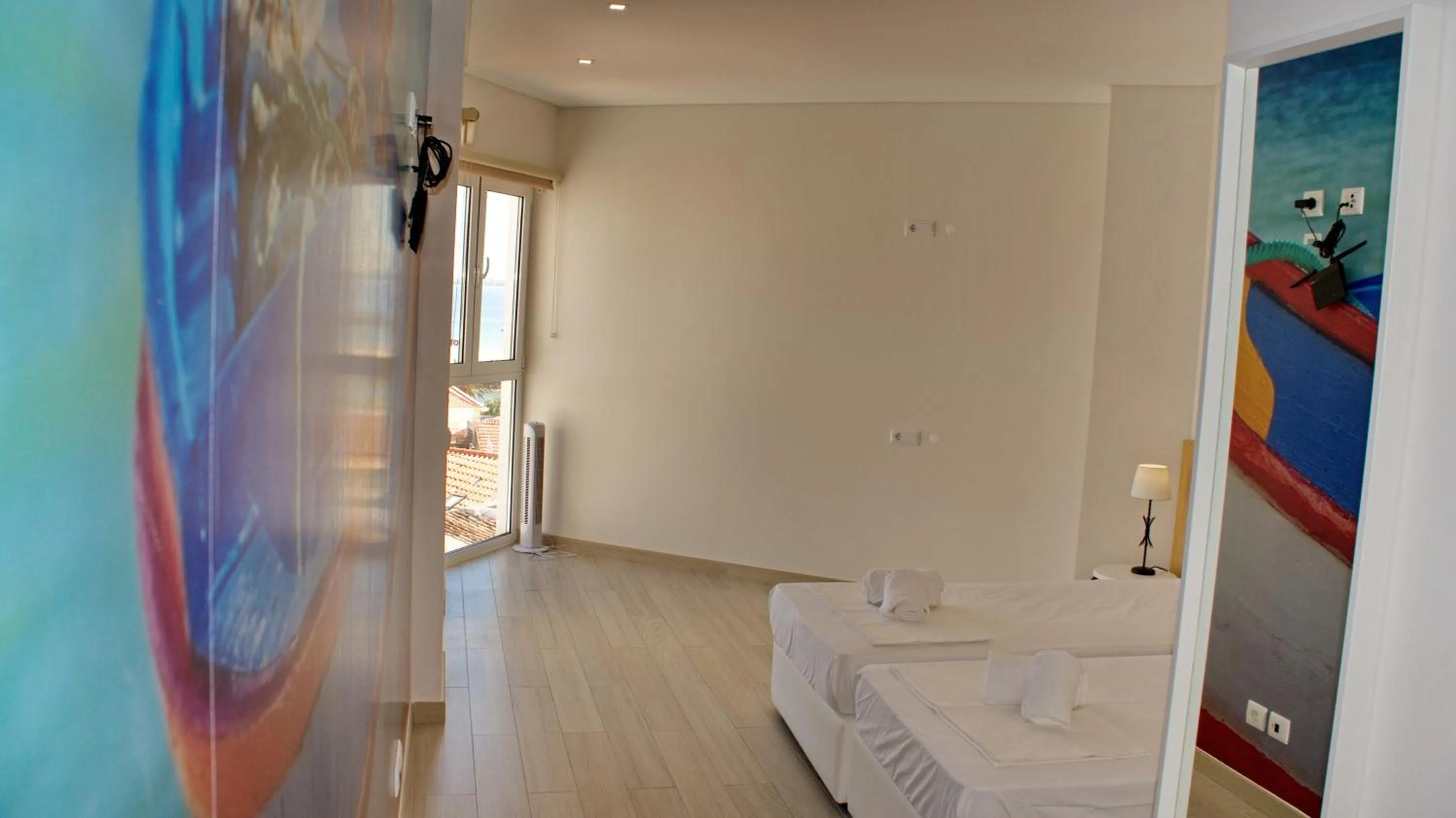 Topcity Hostel & Suites