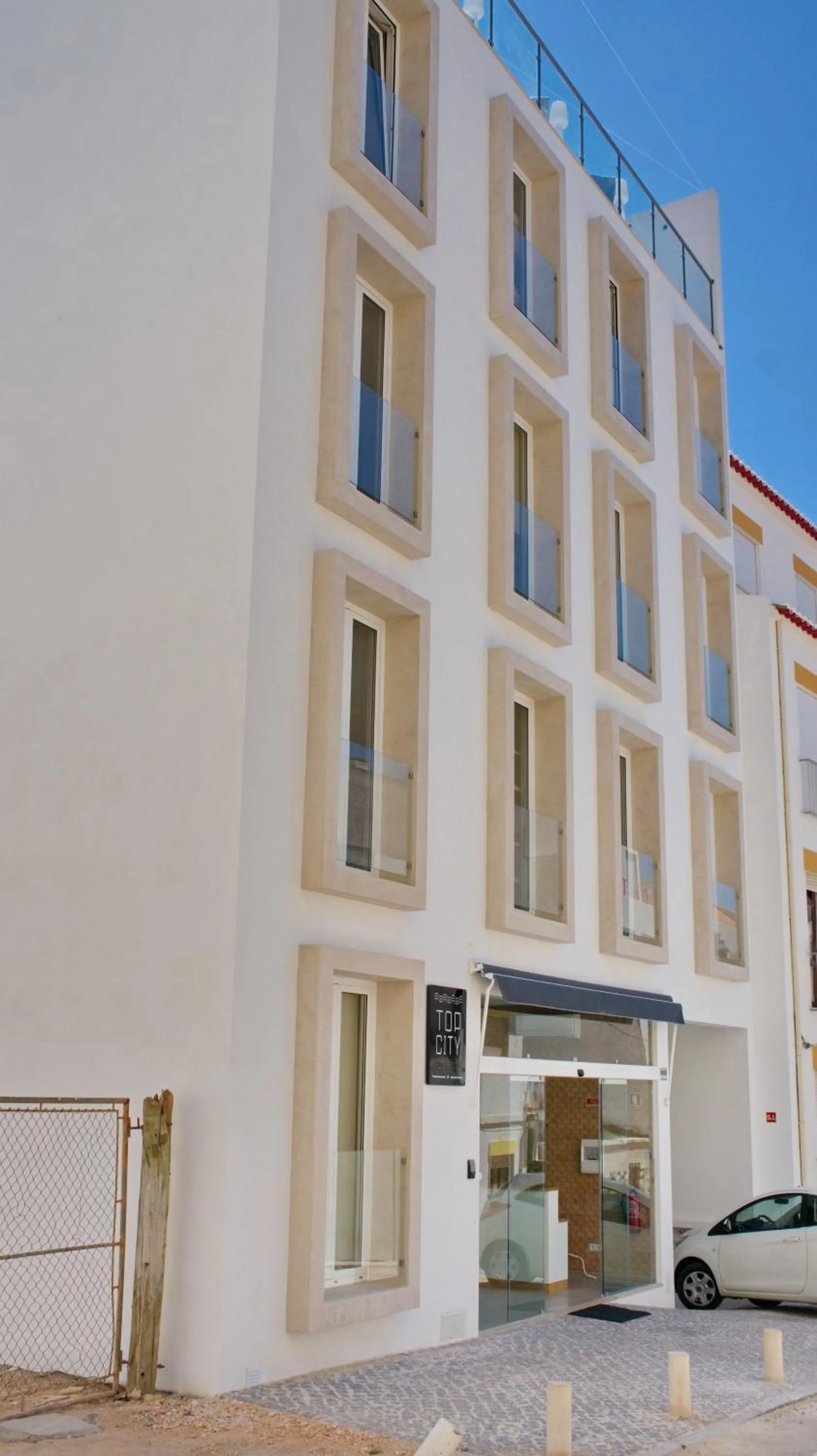 Facade/entrance in Topcity Hostel & Suites