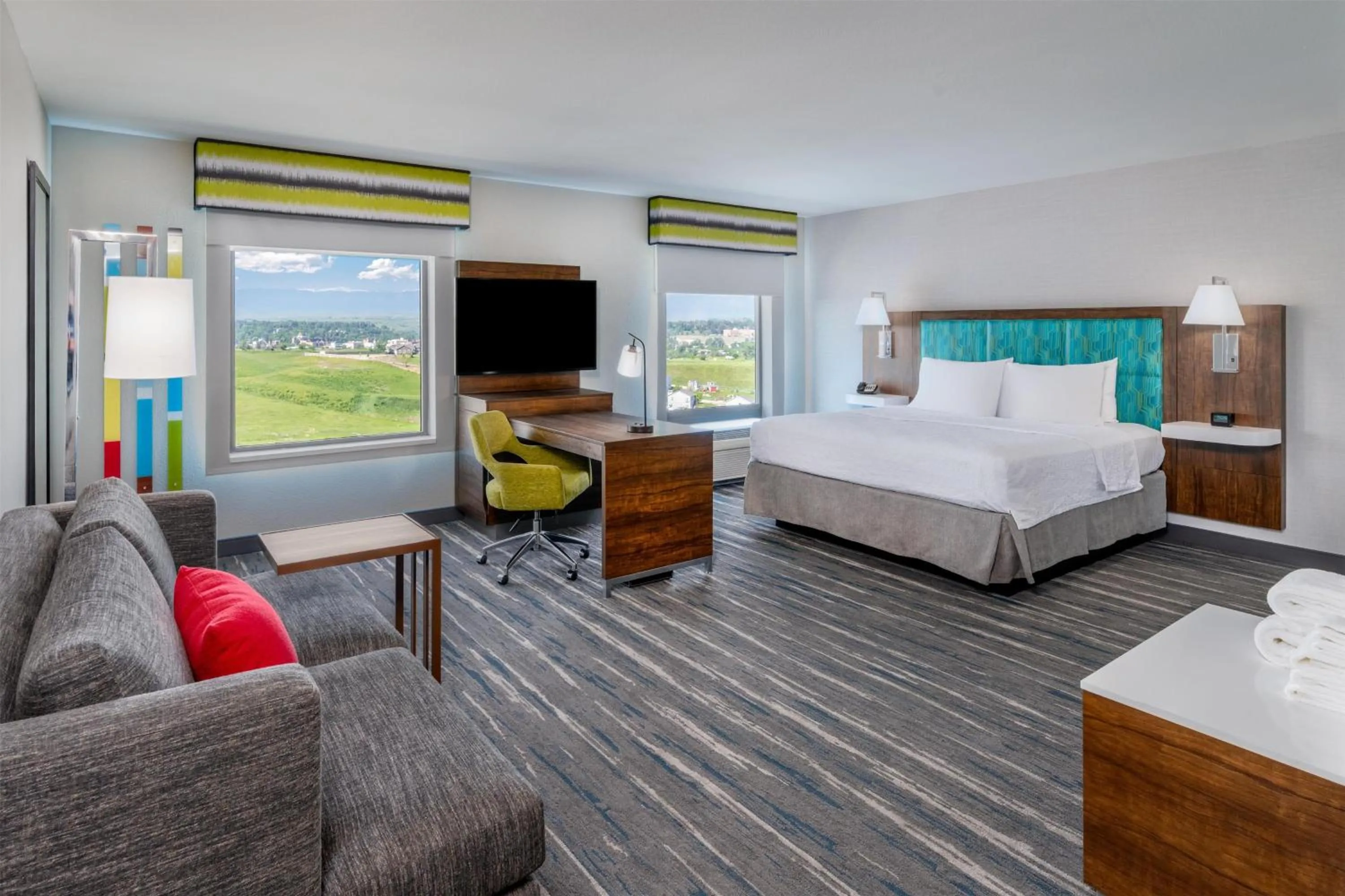 Bedroom, Bed in Hampton Inn Sheridan