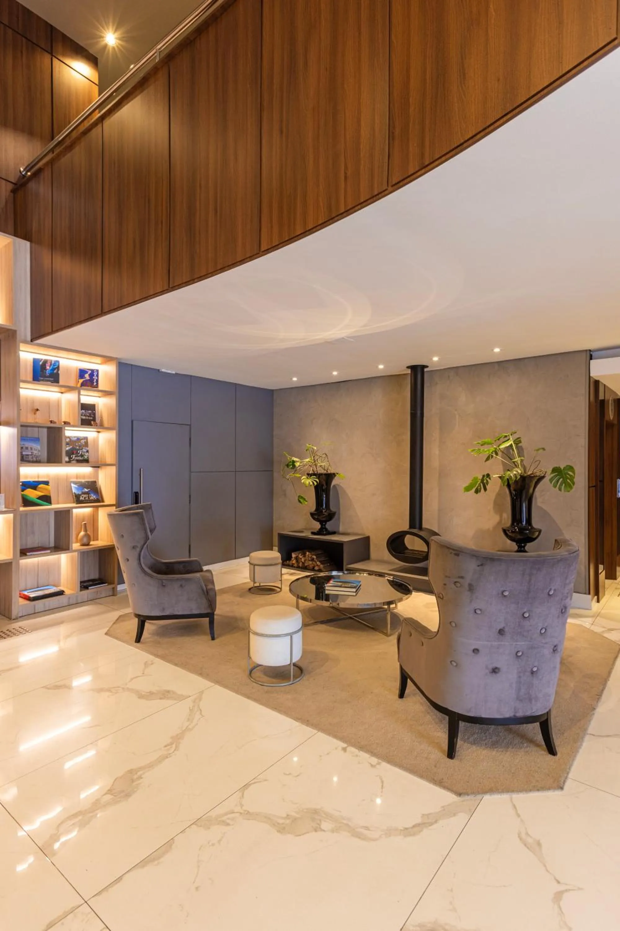 Lobby or reception in Grand Mercure Curitiba Rayon