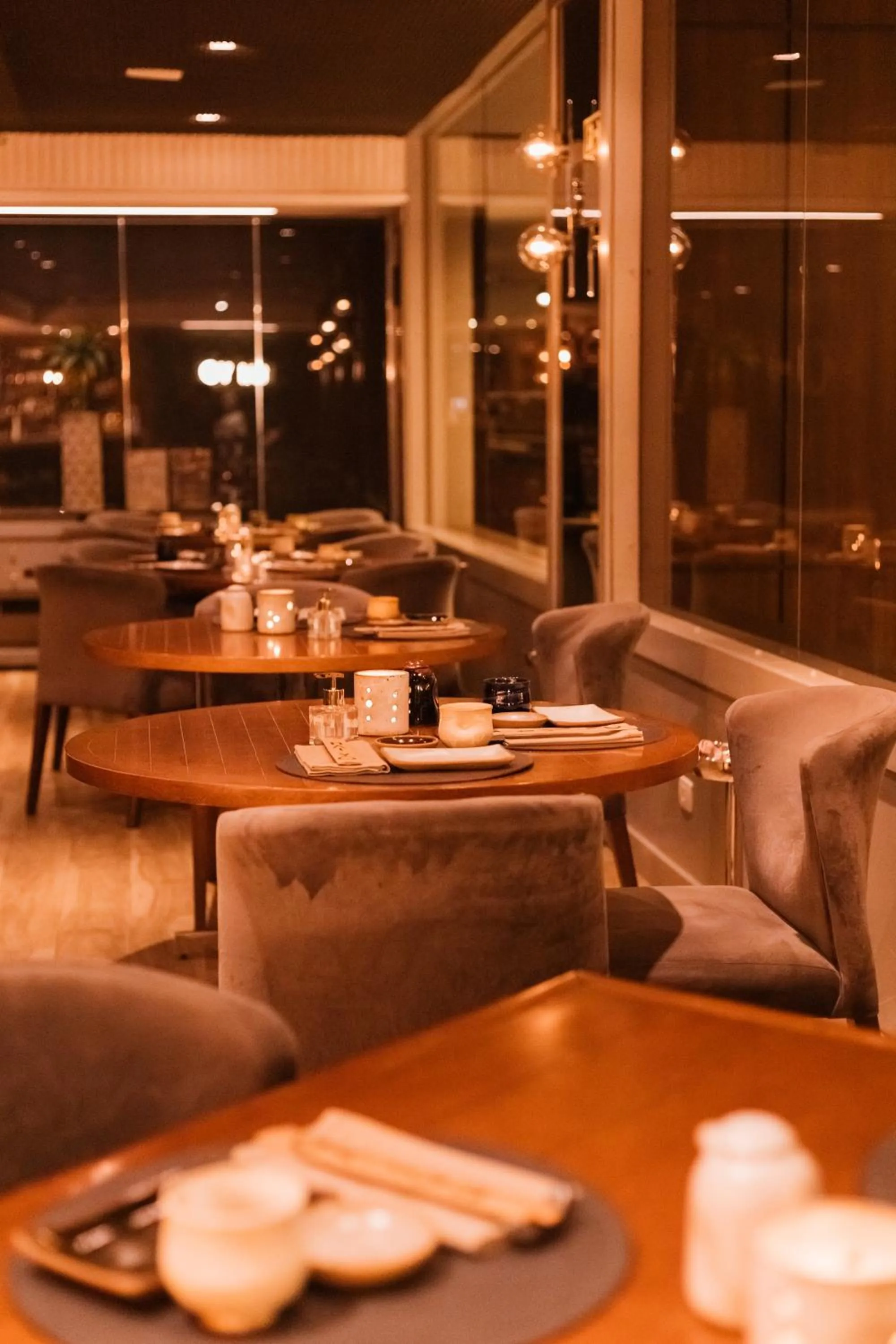 Restaurant/places to eat in Grand Mercure Curitiba Rayon