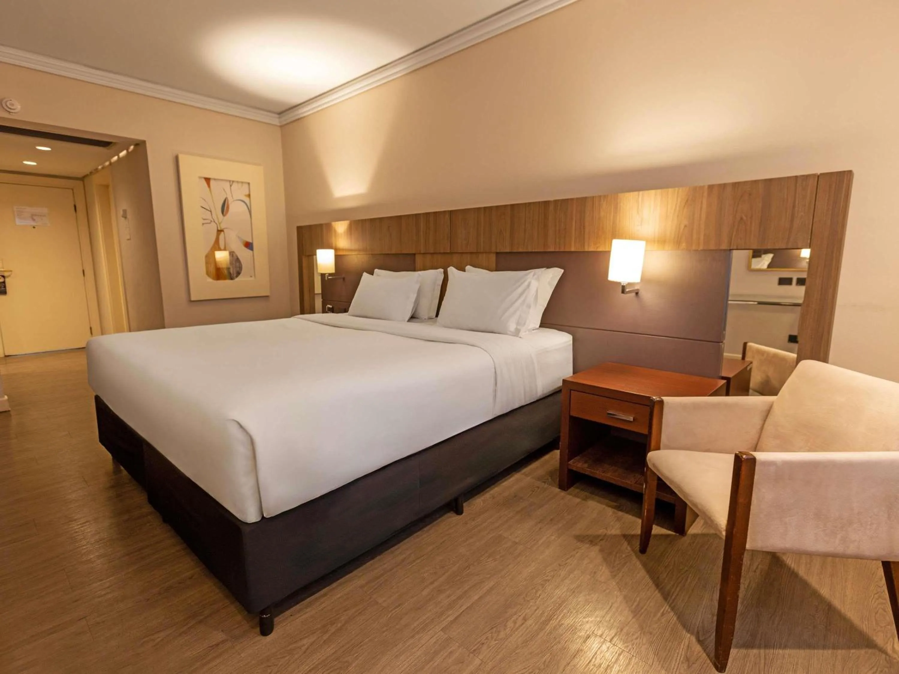 Bedroom, Bed in Grand Mercure Curitiba Rayon