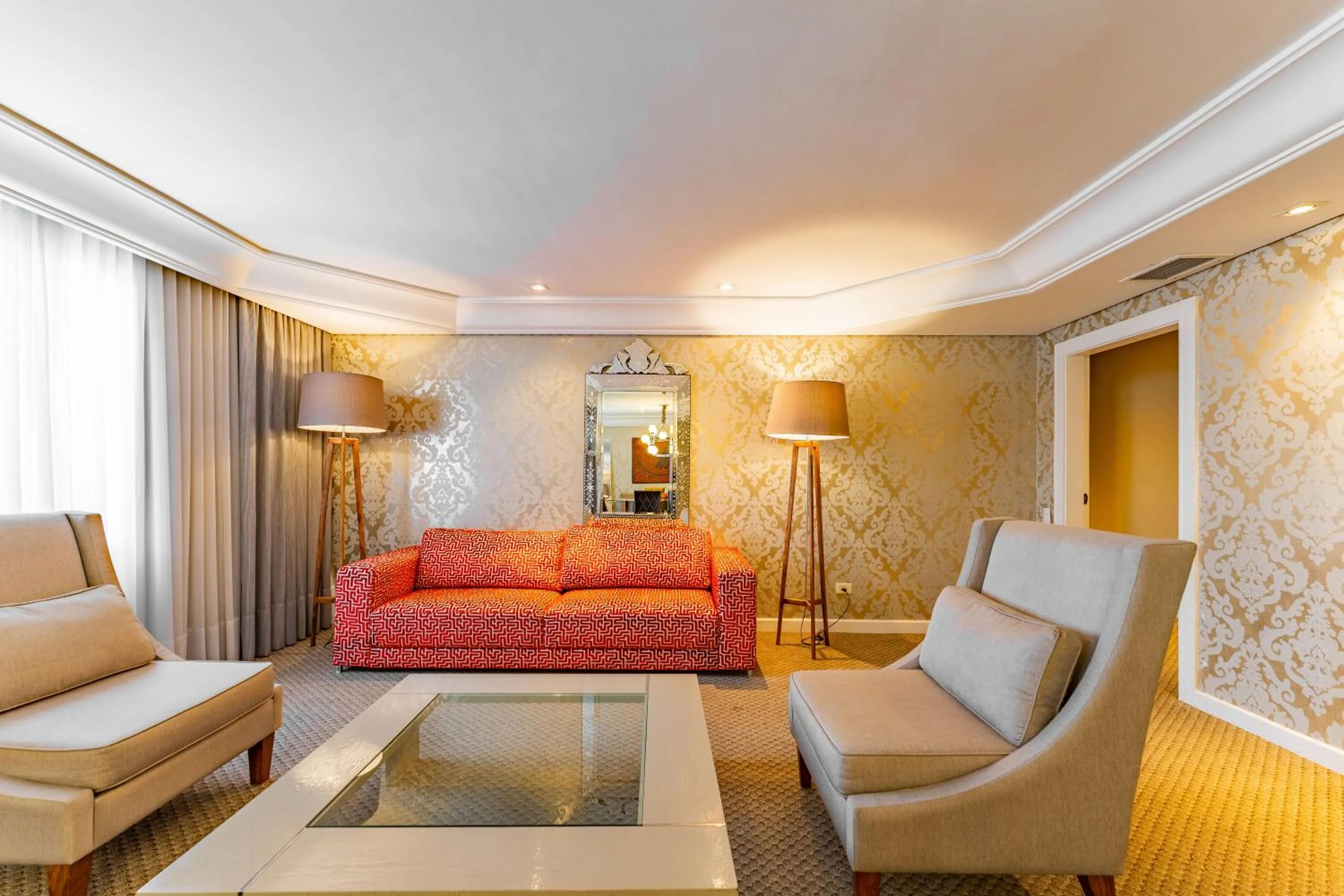 Bed in Grand Mercure Curitiba Rayon