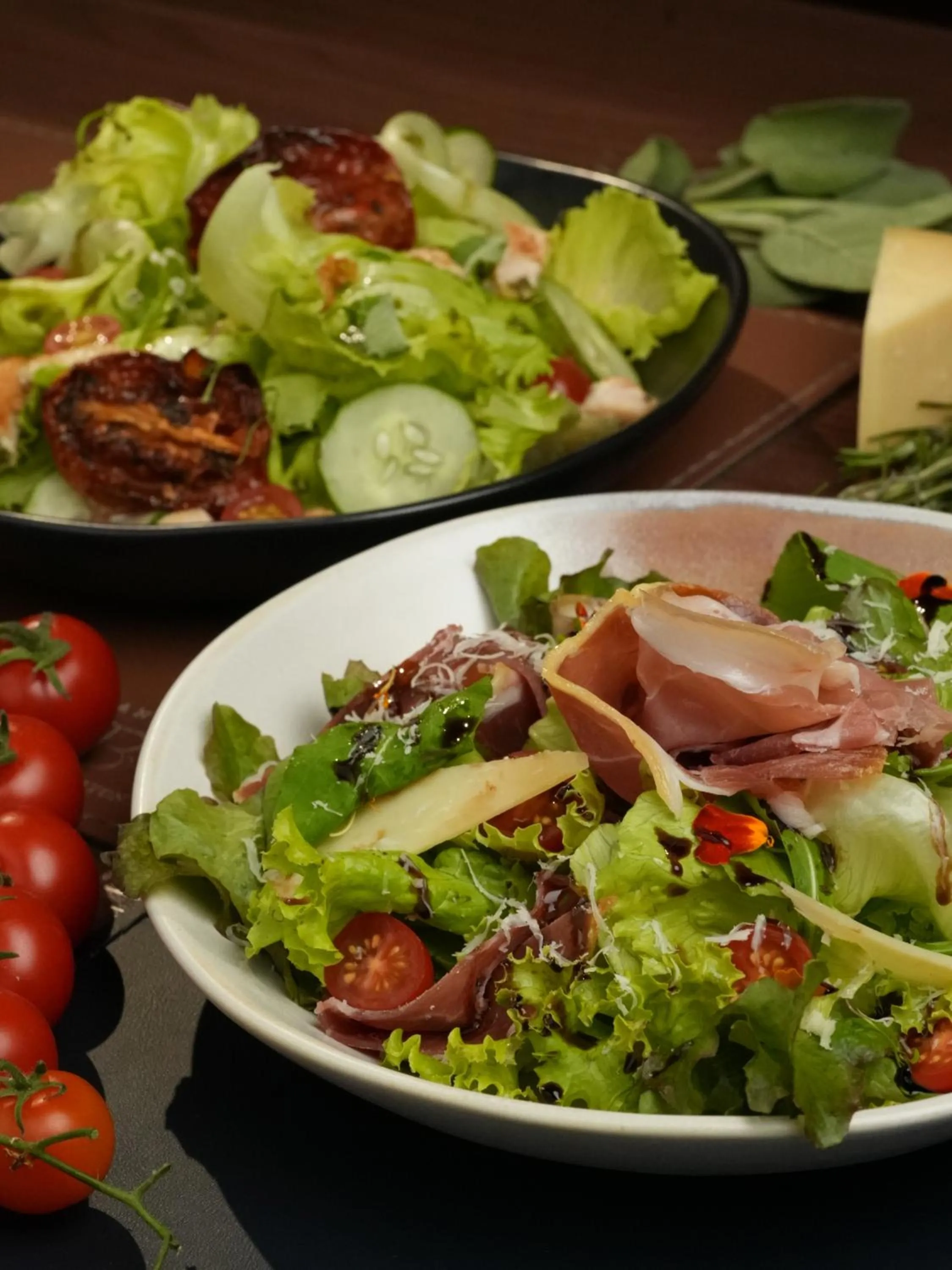 Restaurant/places to eat in Grand Mercure Curitiba Rayon