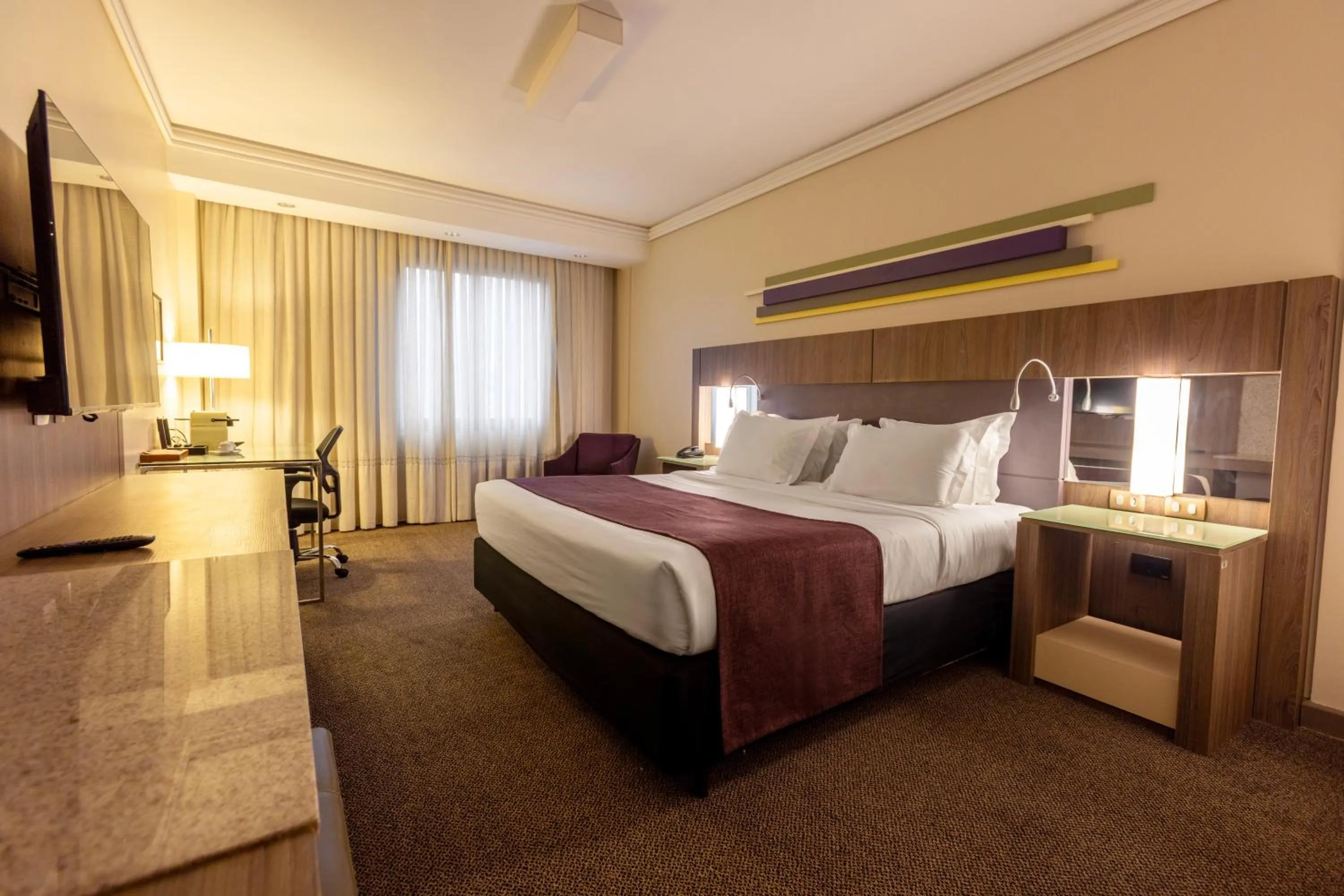Bedroom, Bed in Grand Mercure Curitiba Rayon