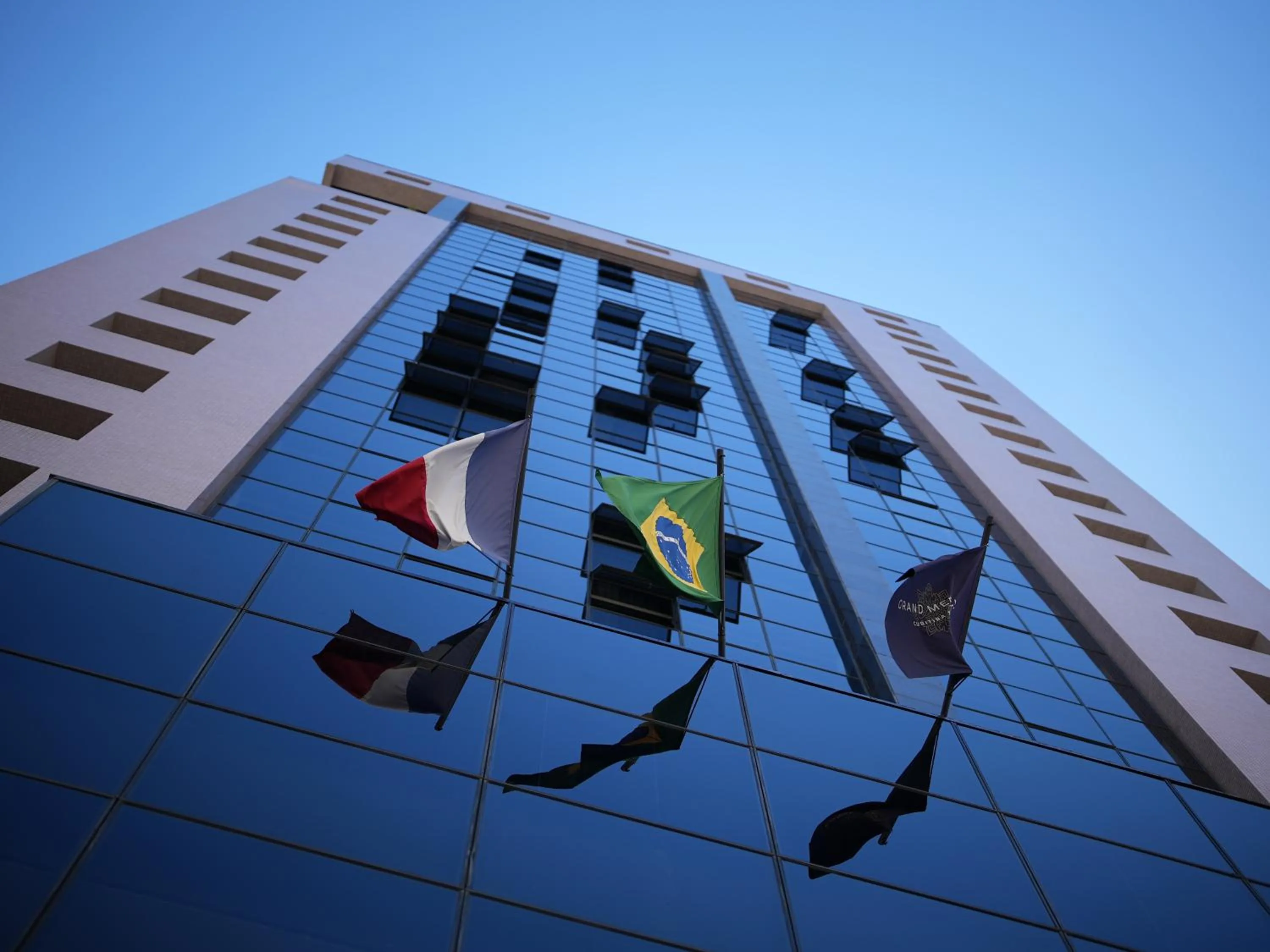 Facade/entrance in Grand Mercure Curitiba Rayon