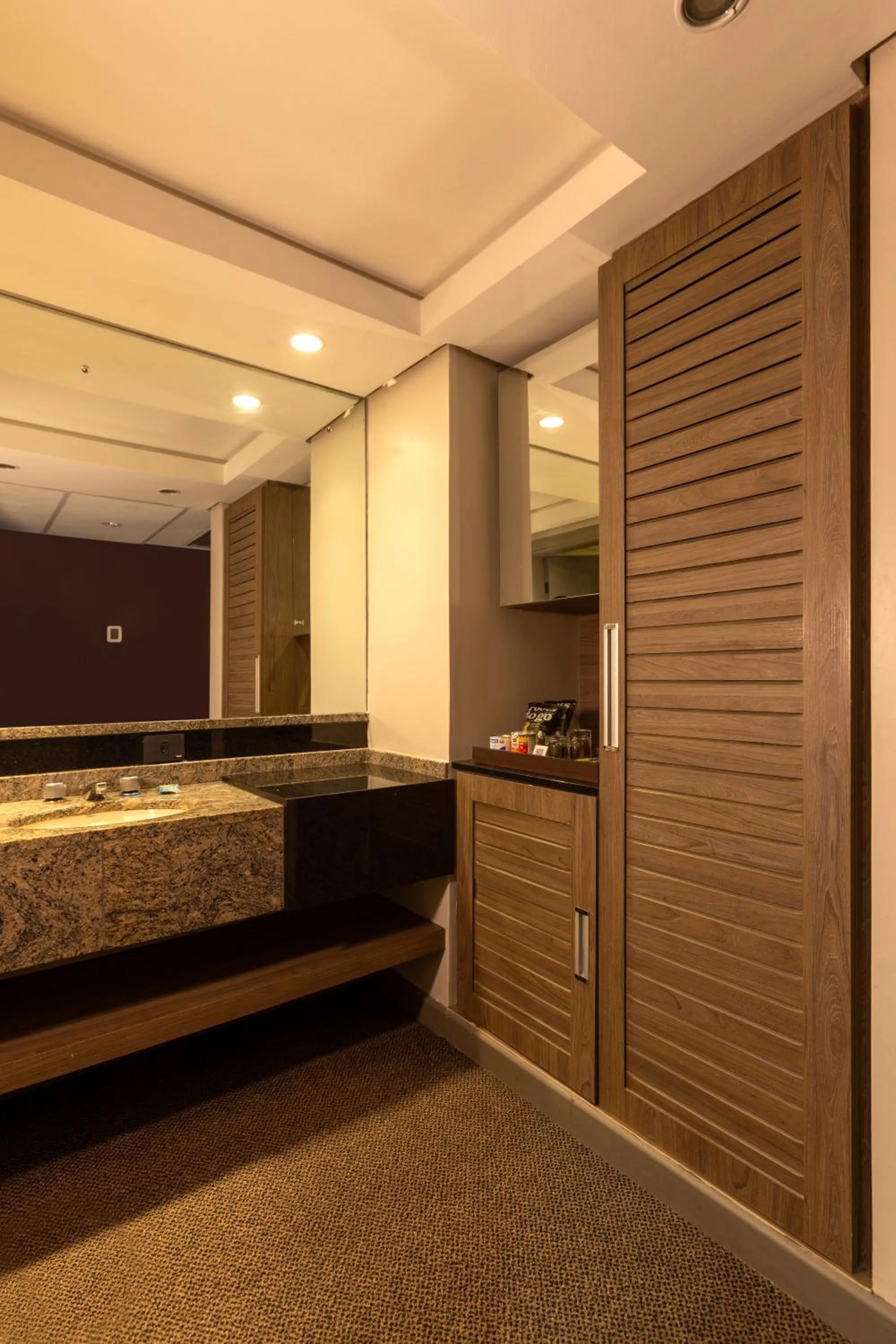 Bathroom in Grand Mercure Curitiba Rayon
