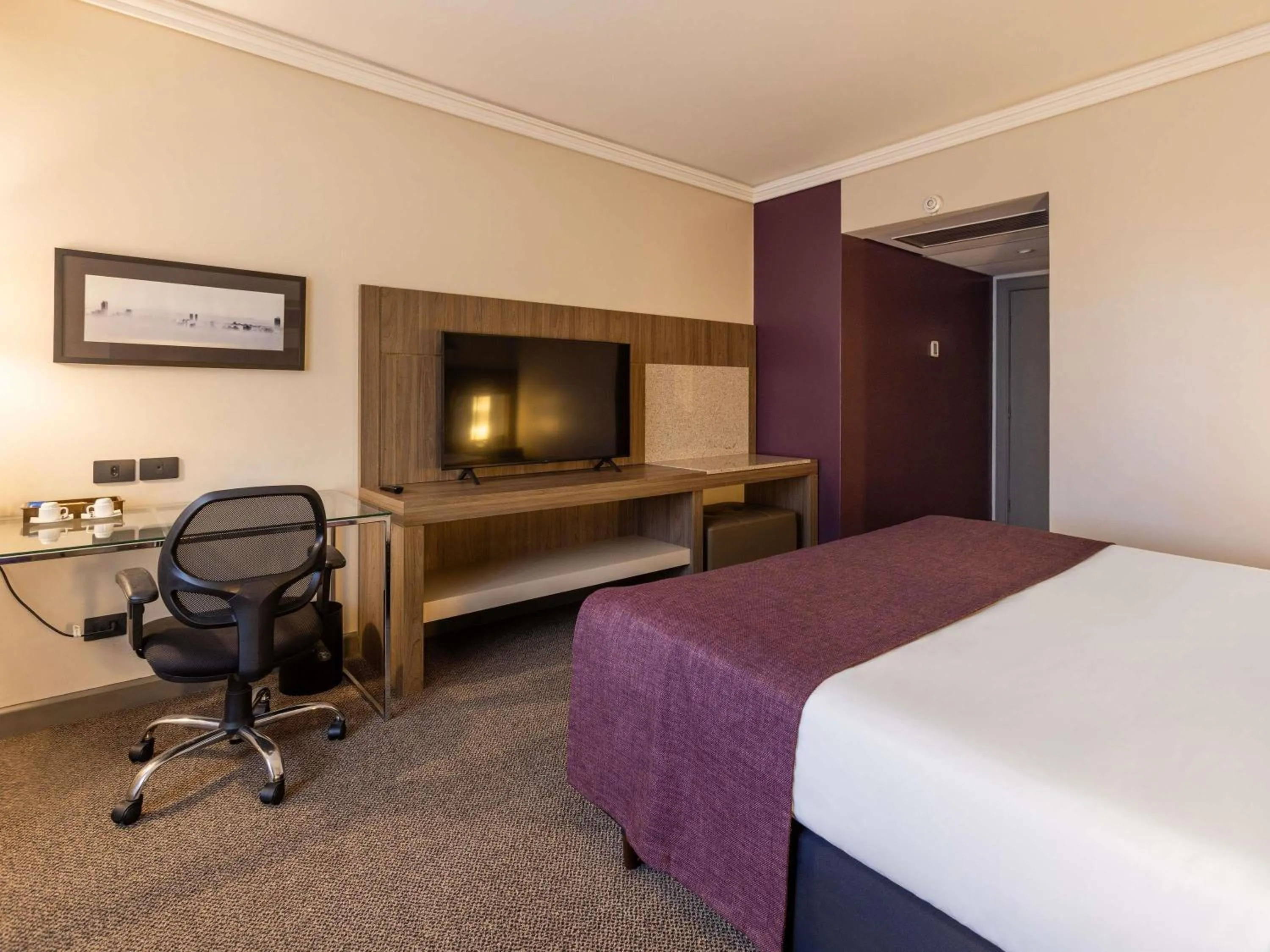 Bedroom, Bed in Grand Mercure Curitiba Rayon