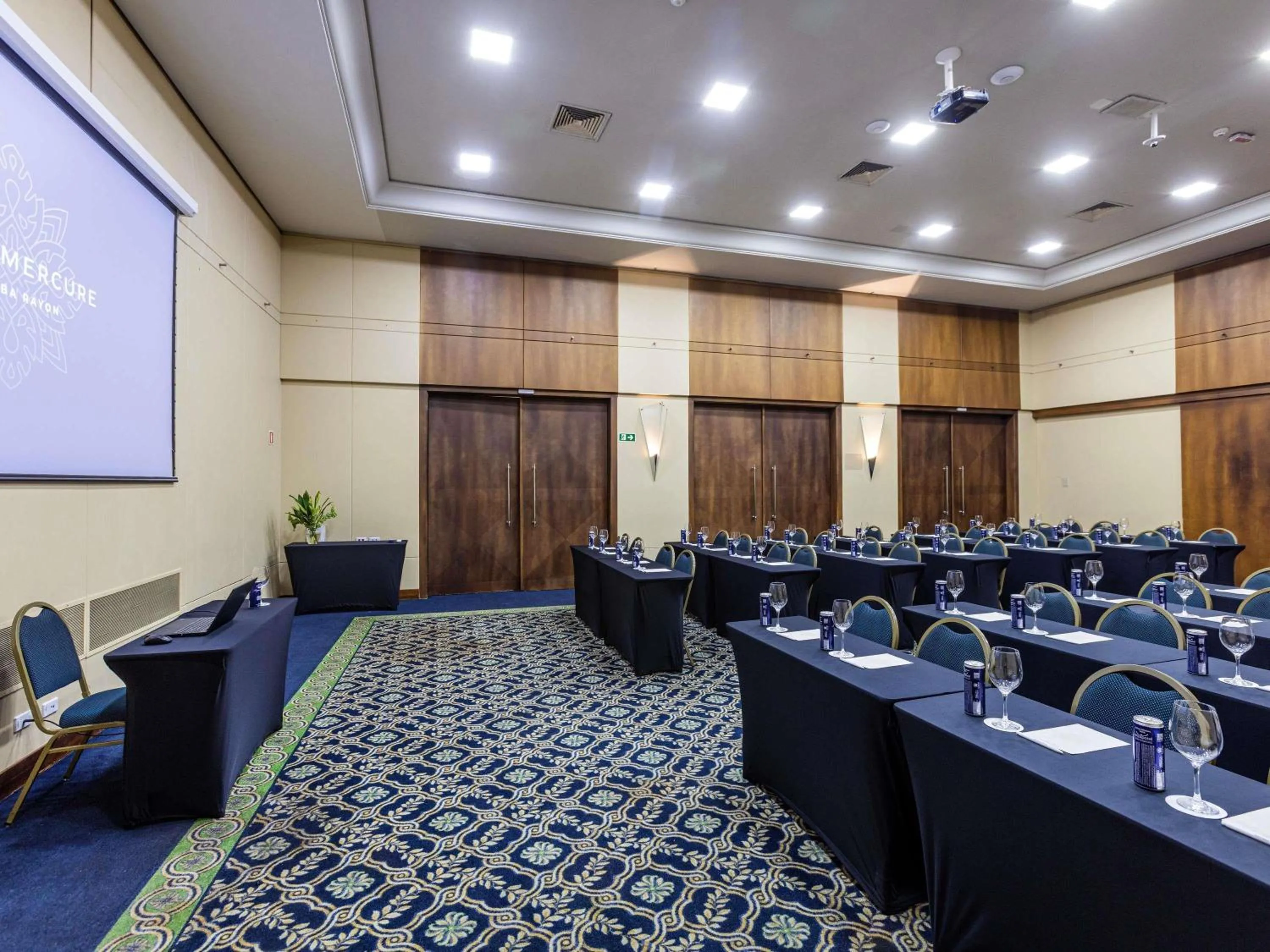 Meeting/conference room in Grand Mercure Curitiba Rayon