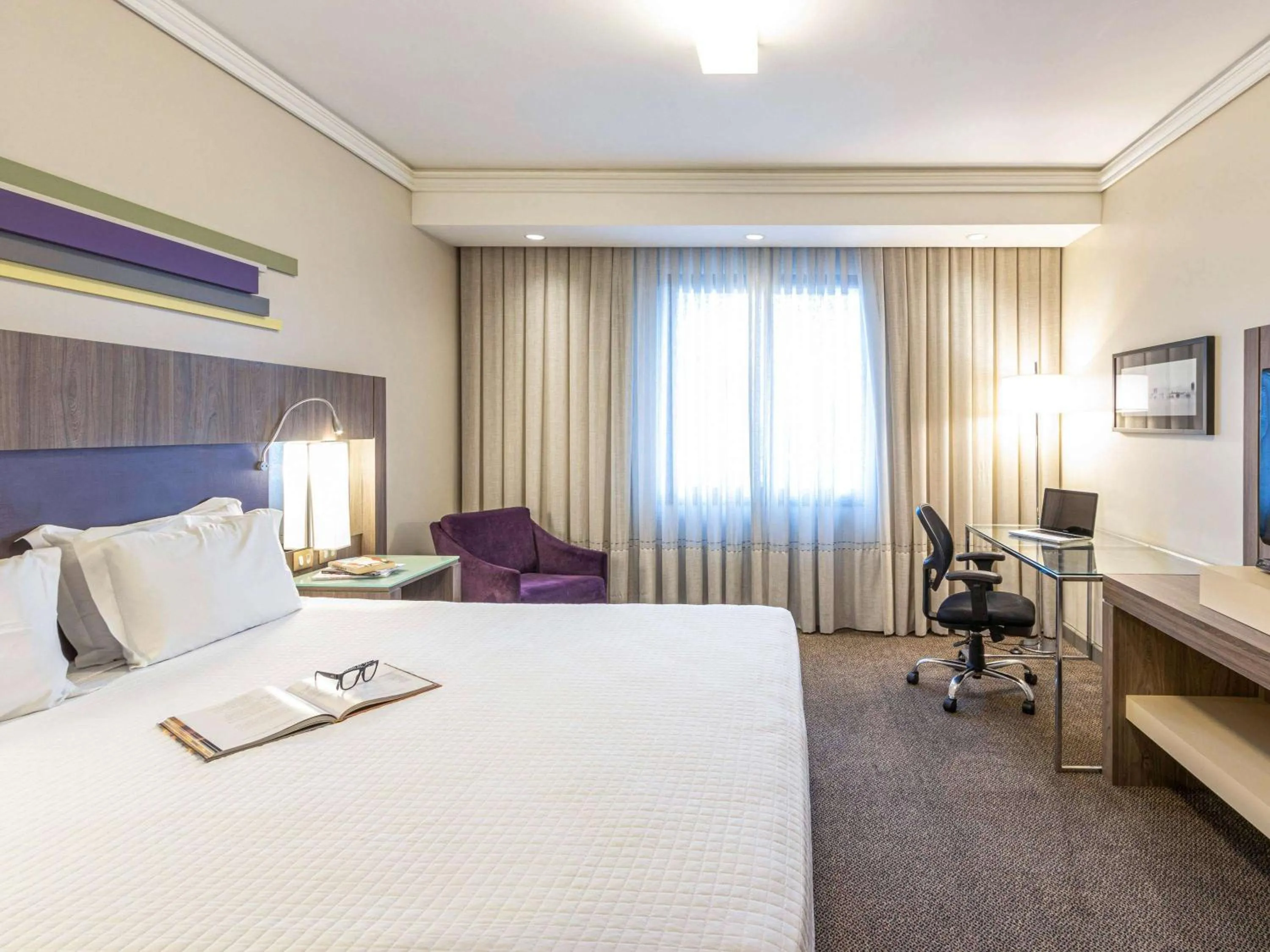 Bedroom, Bed in Grand Mercure Curitiba Rayon