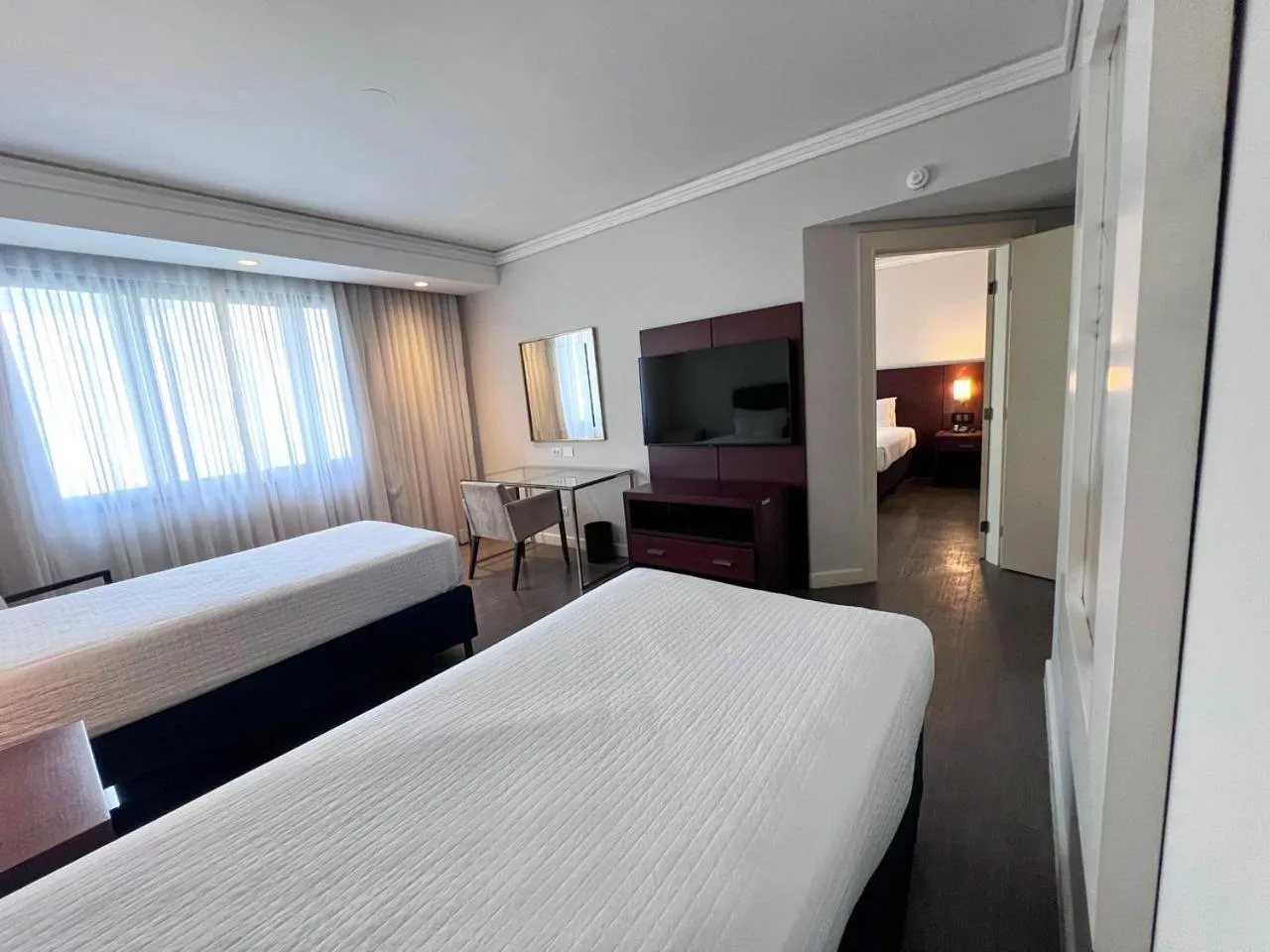 Bed in Grand Mercure Curitiba Rayon
