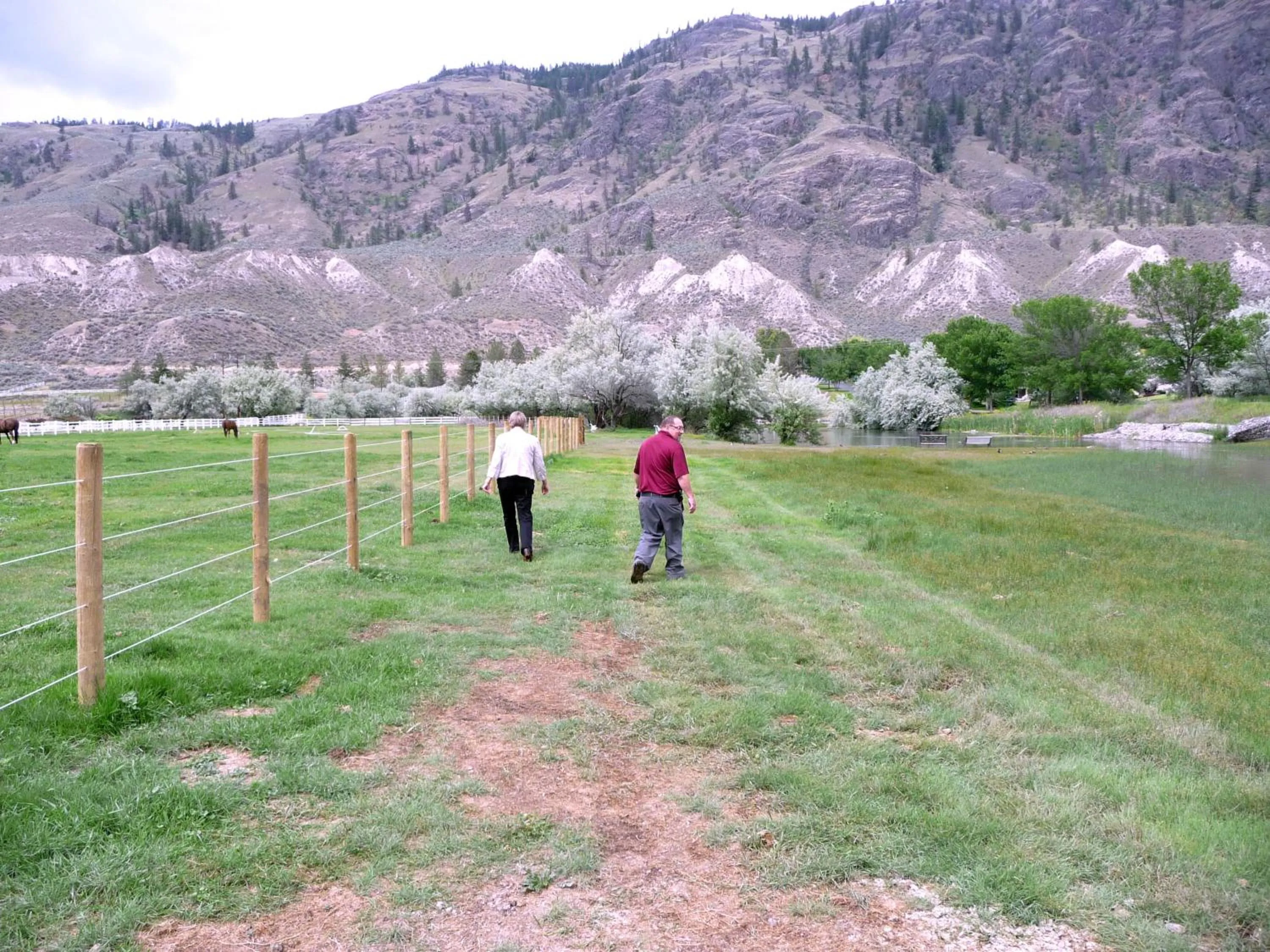 Facade/entrance in South Thompson Inn & Conference Centre