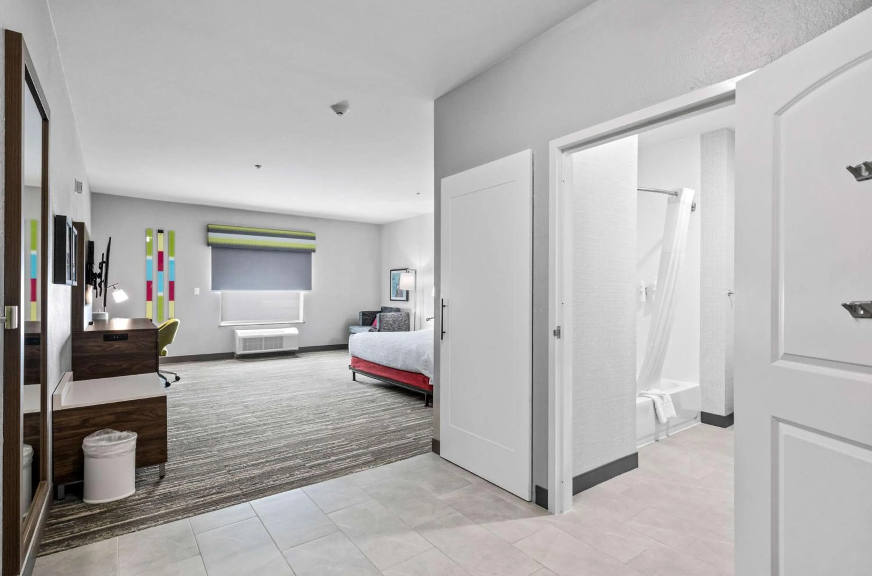 Bedroom, Bed in Hampton Inn & Suites Mount Pleasant