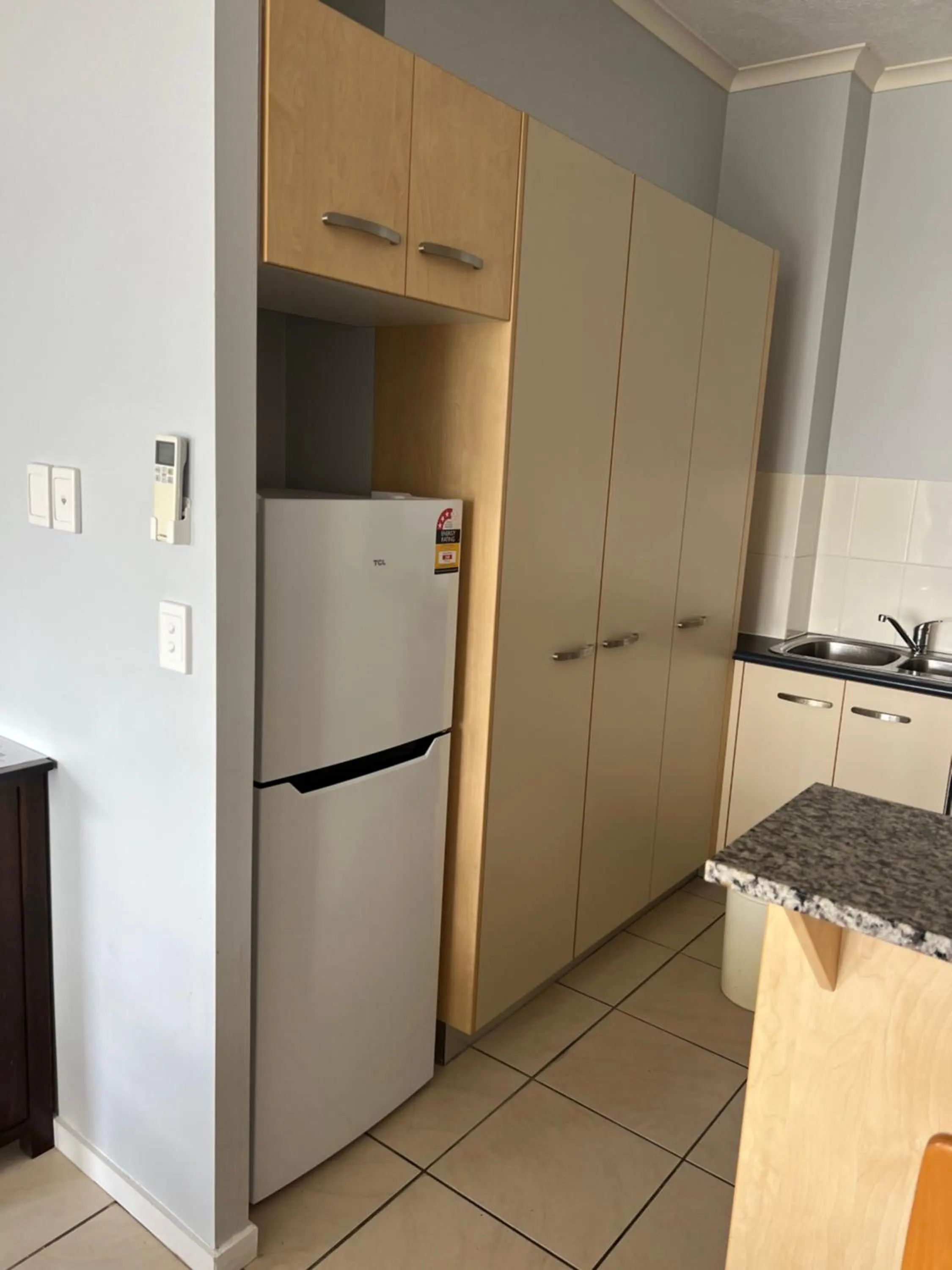 kitchen in Caloundra Central Apartment Hotel Official