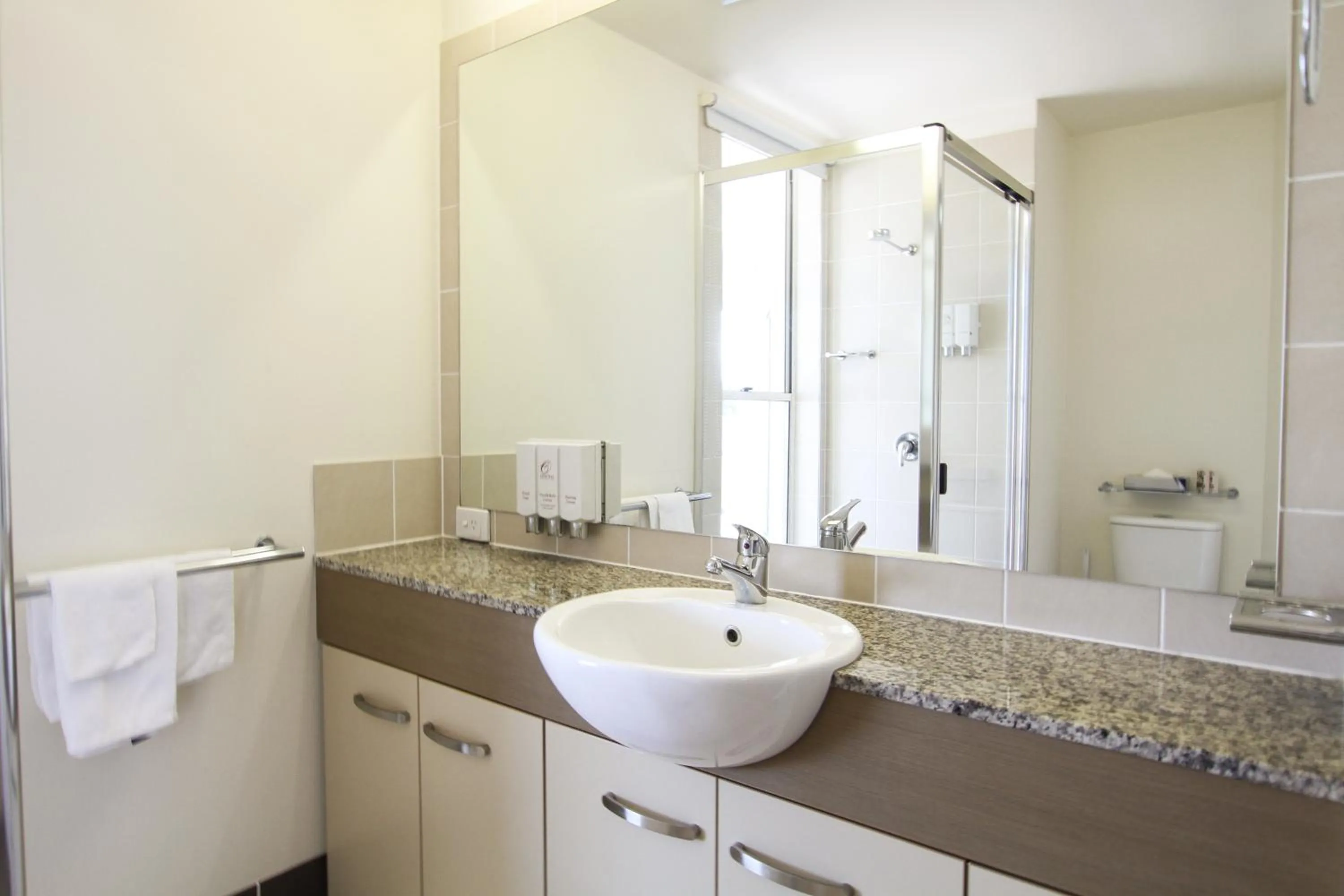 Bathroom in Caloundra Central Apartment Hotel Official