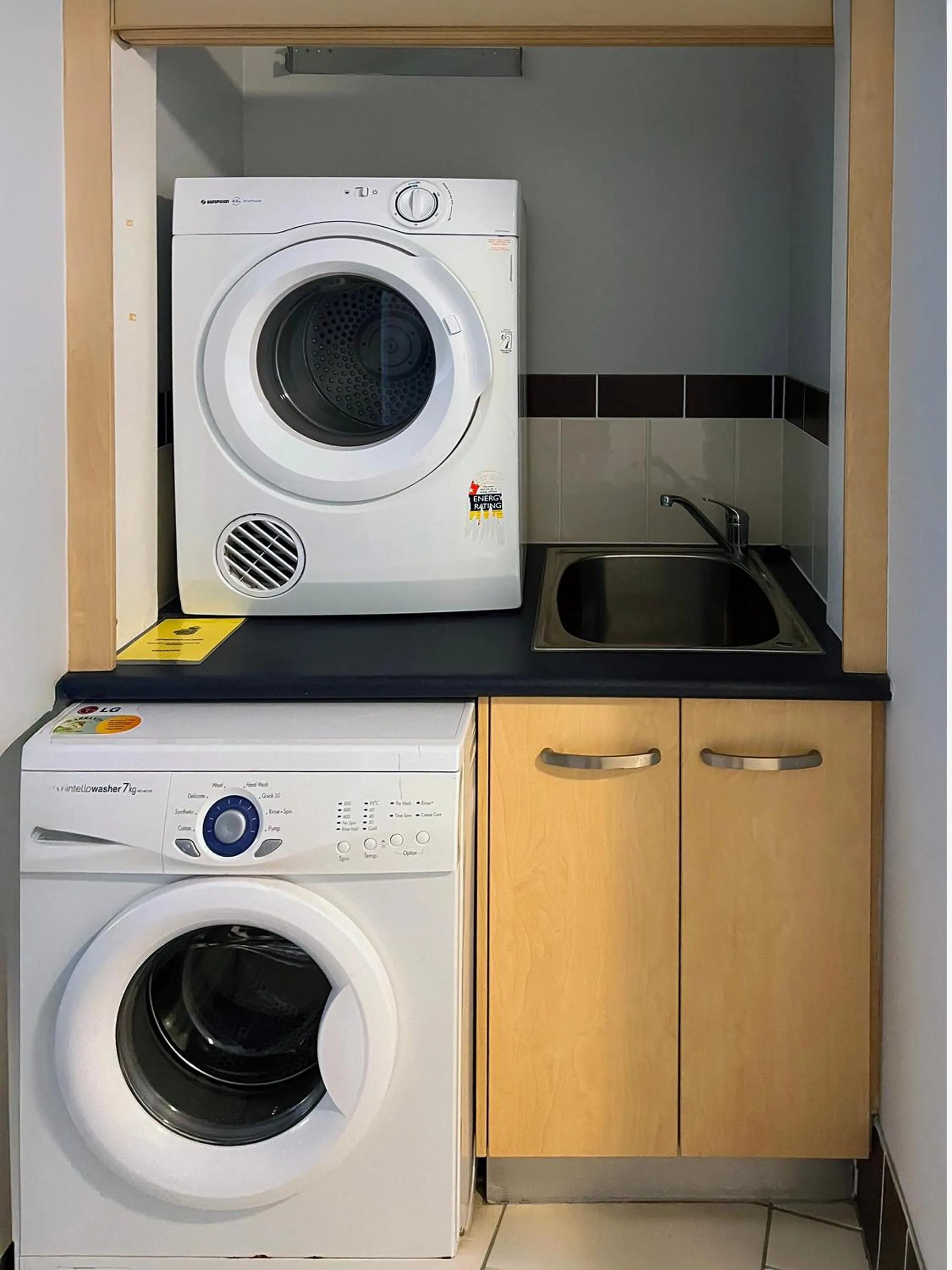 laundry in Caloundra Central Apartment Hotel Official