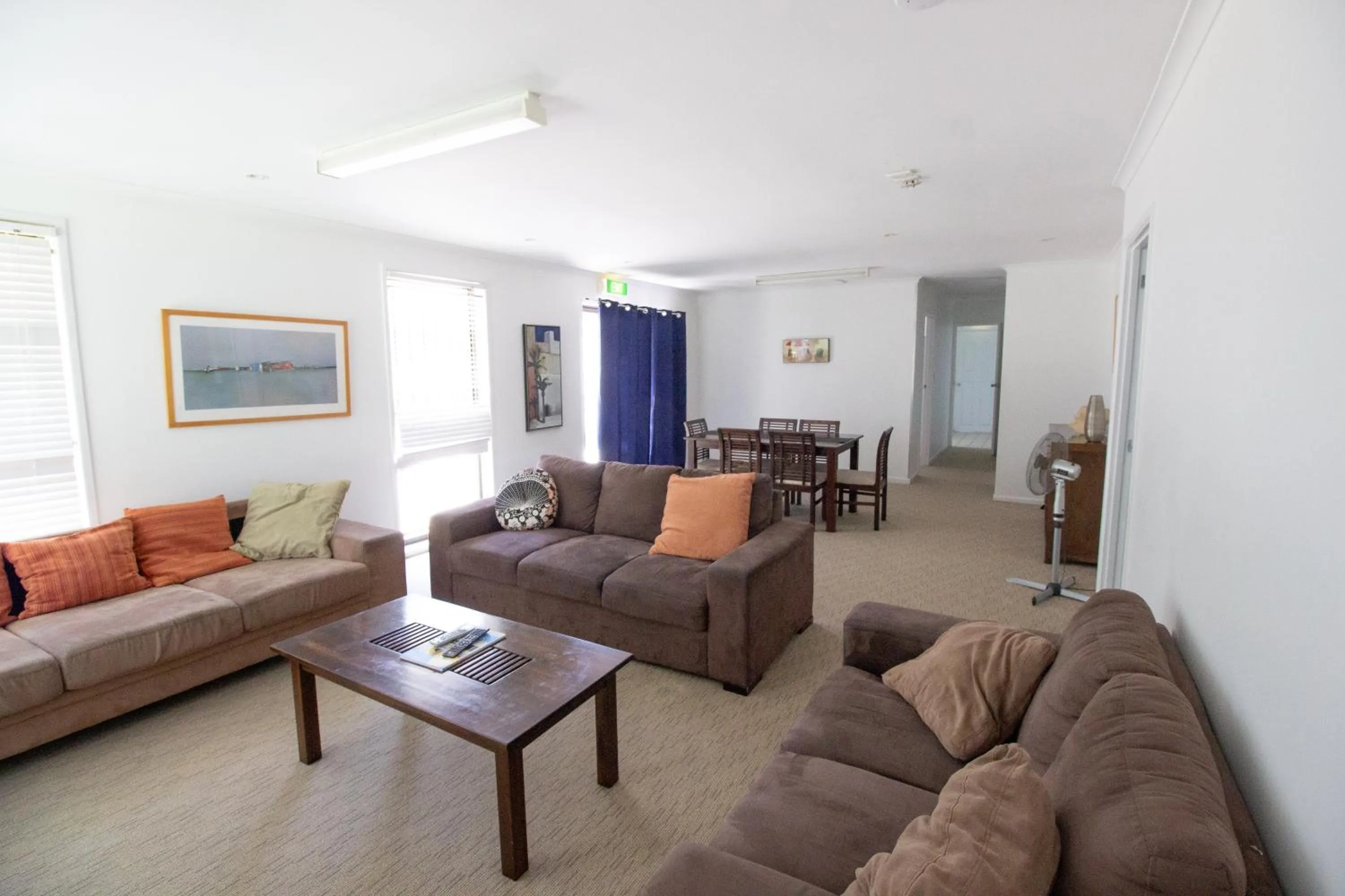 Living room in Caloundra Central Apartment Hotel Official