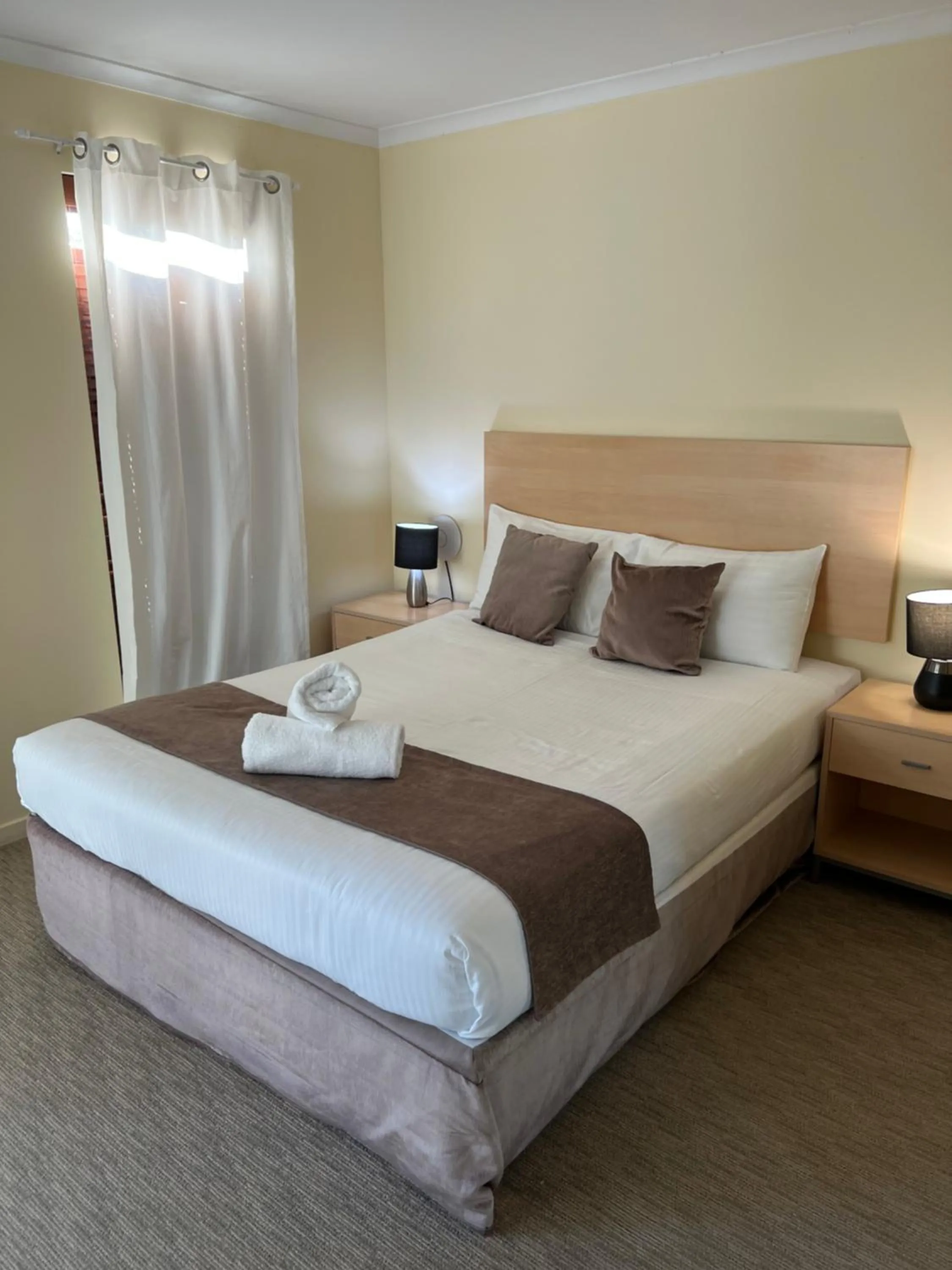 Photo of the whole room, Bed in Caloundra Central Apartment Hotel Official