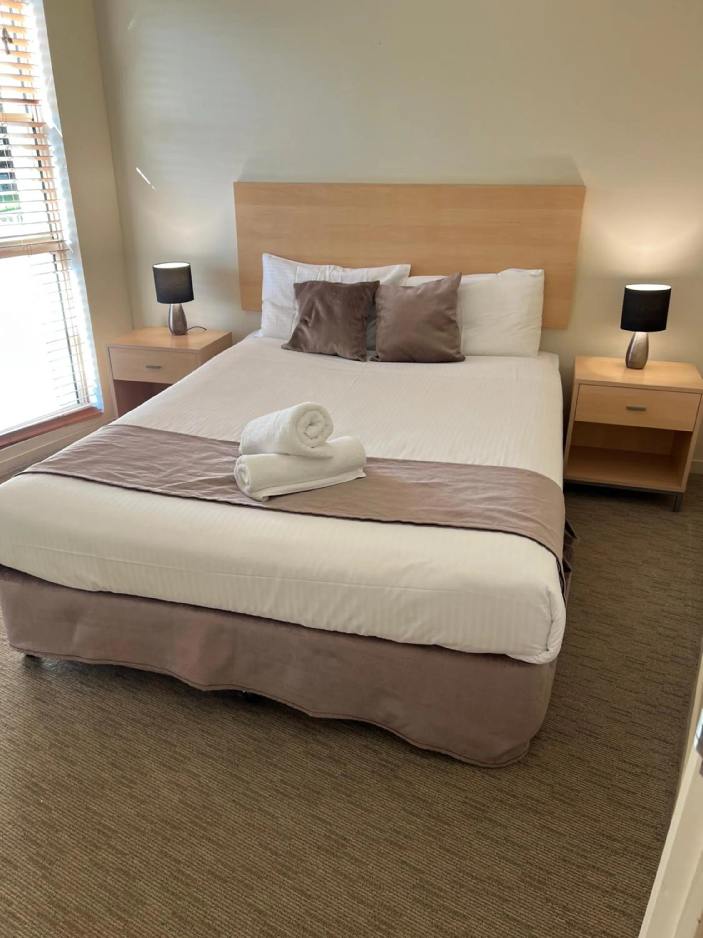 Bed in Caloundra Central Apartment Hotel Official