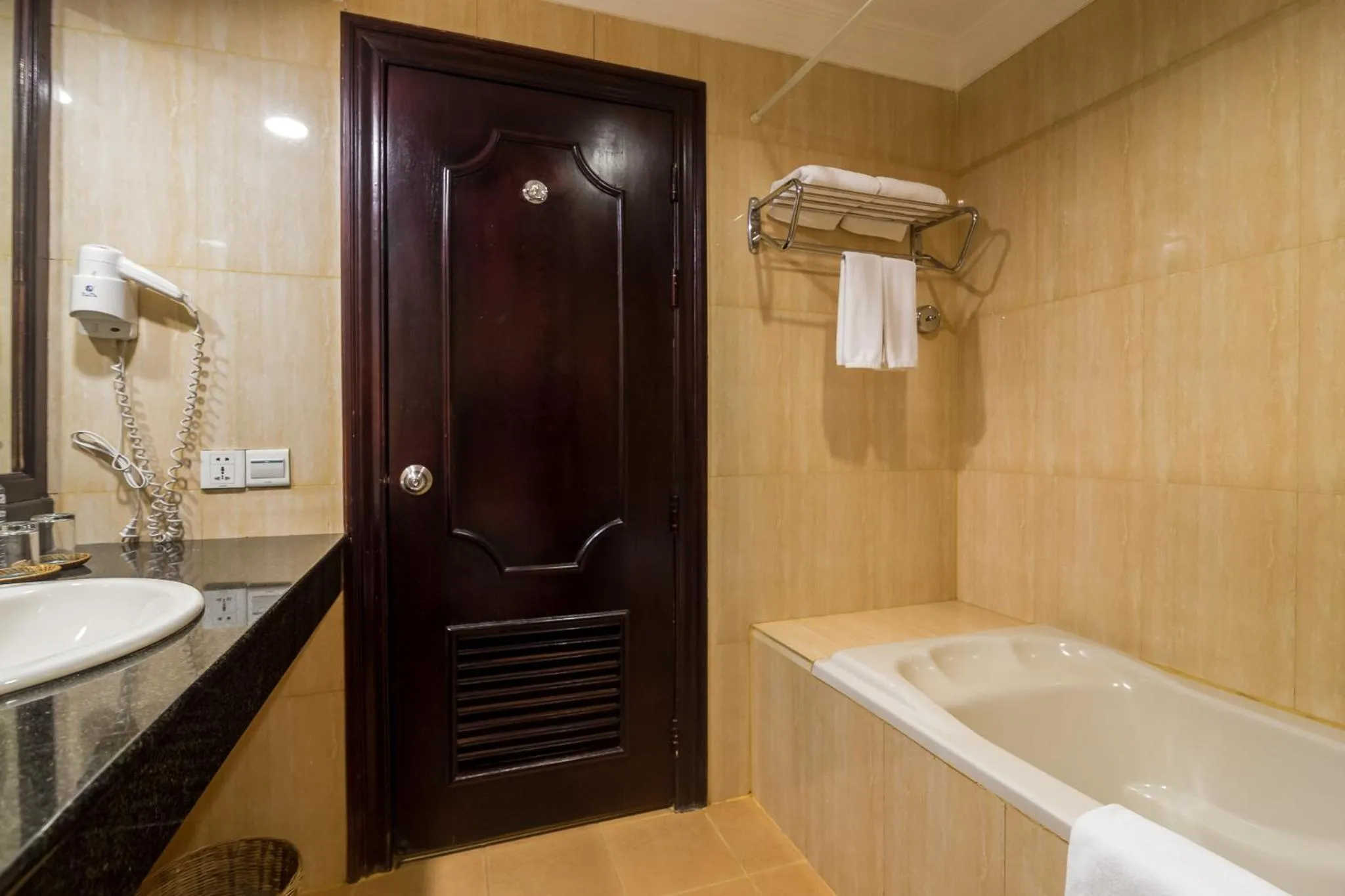 Hot Tub in Kingdom Angkor Hotel