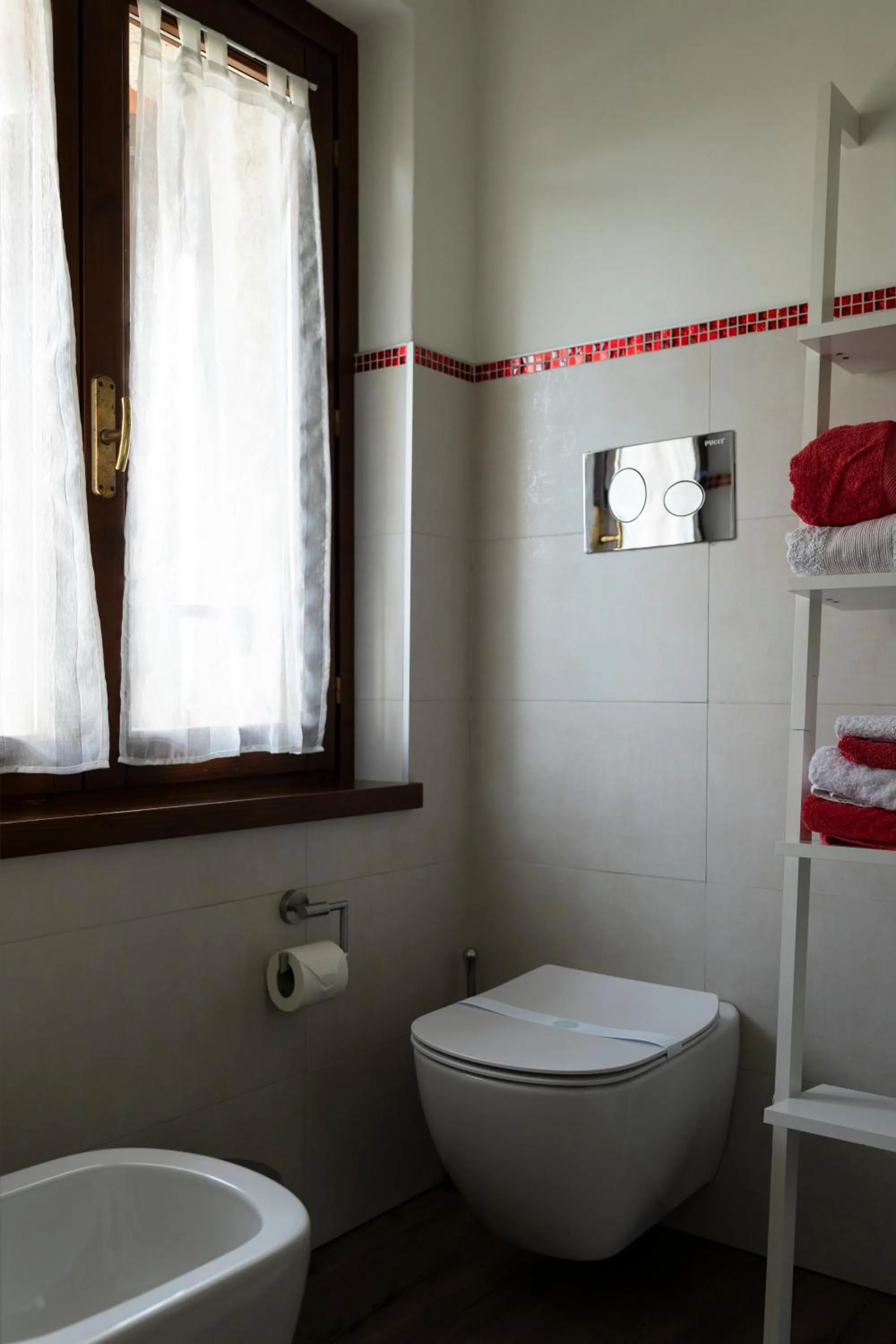 Bathroom in La terrazza sulle vigne B&B