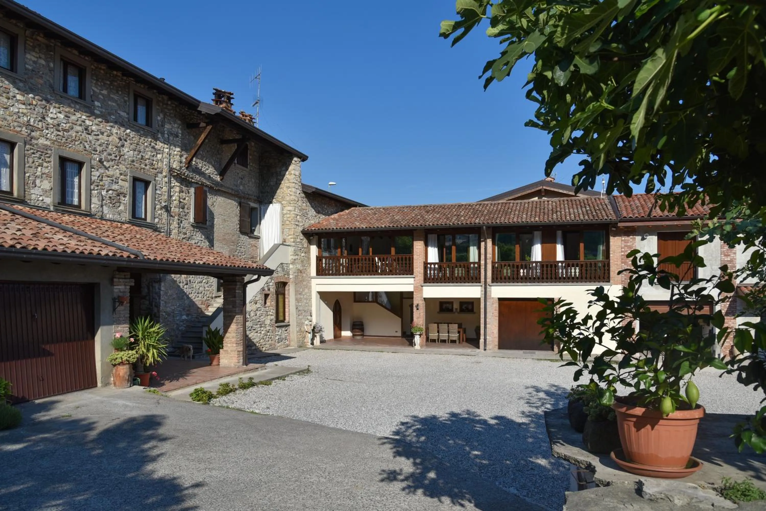 Facade/entrance in La terrazza sulle vigne B&B