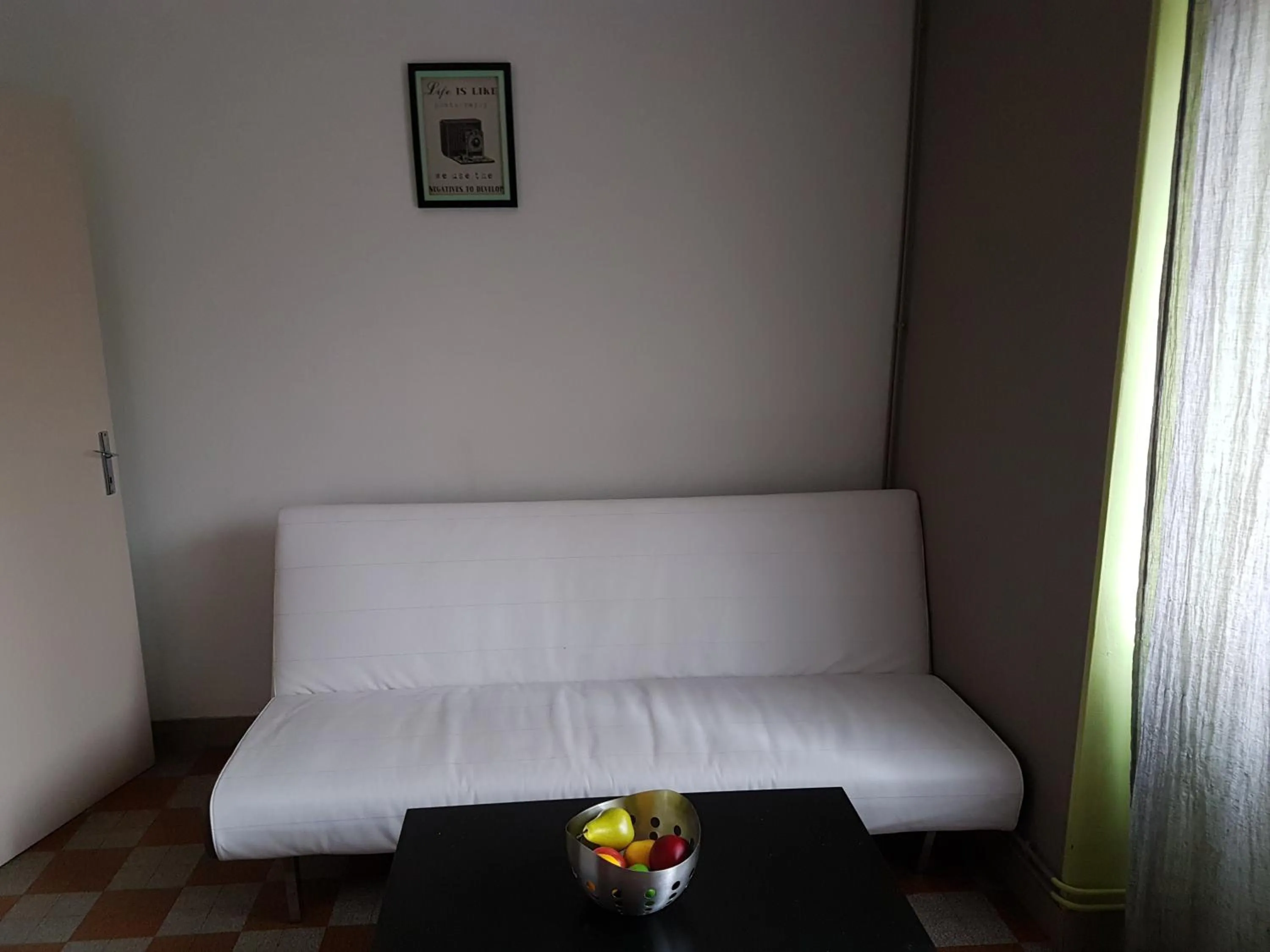 Bed in Proche chateau