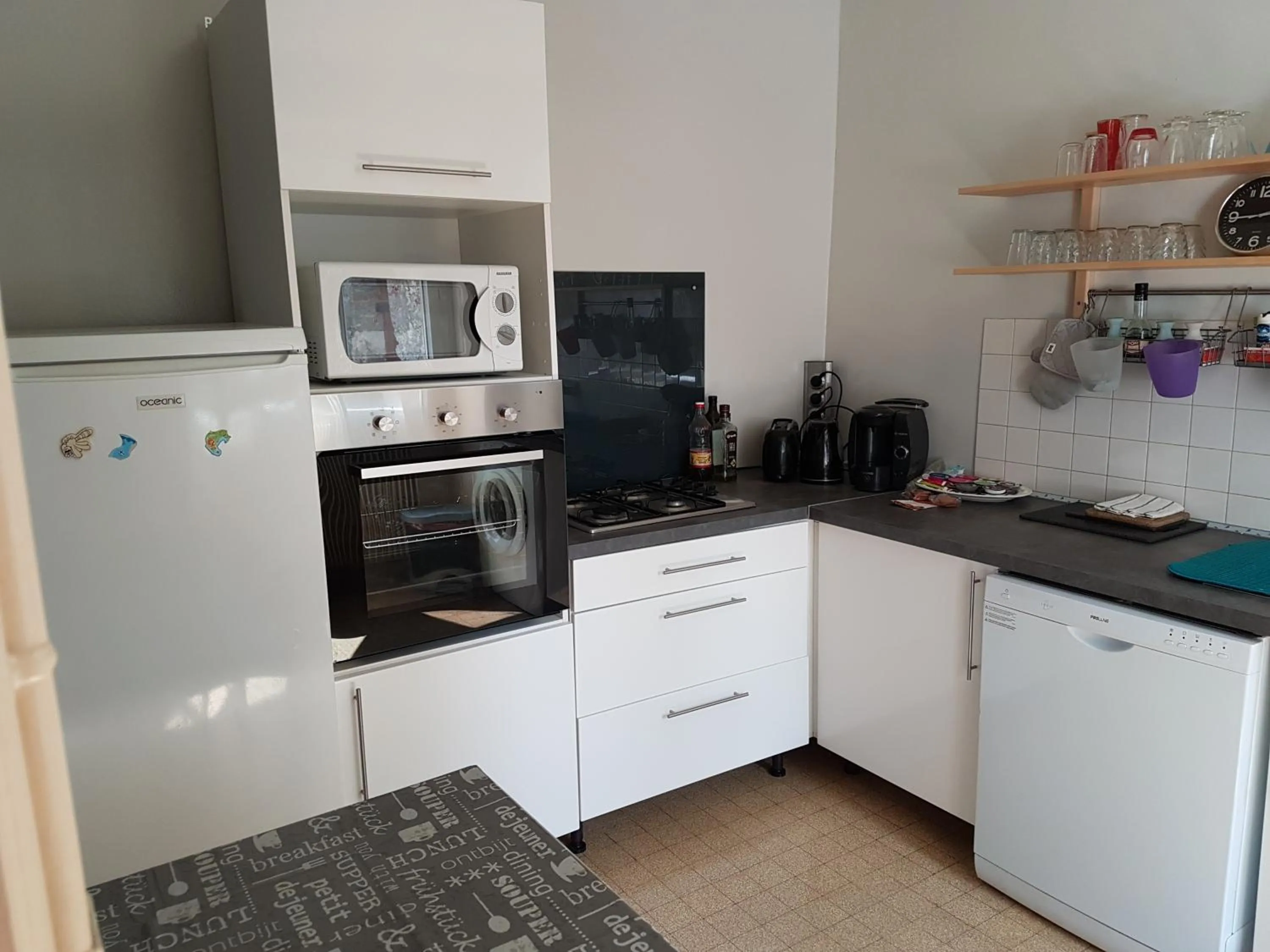 Kitchen or kitchenette in Proche chateau