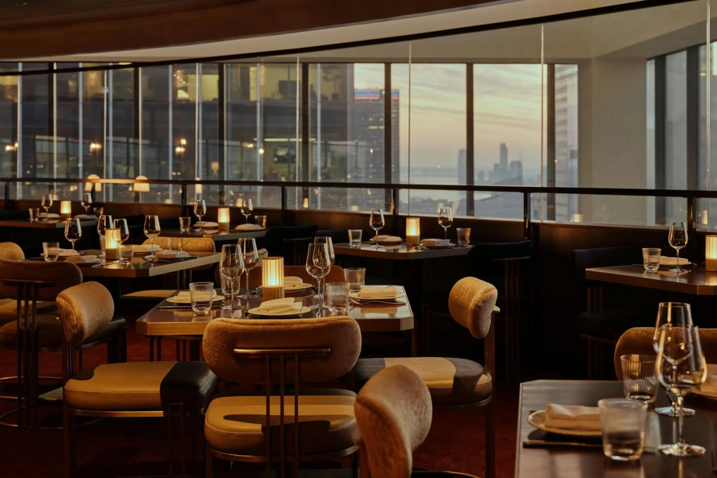 Restaurant/places to eat in New York Marriott Marquis