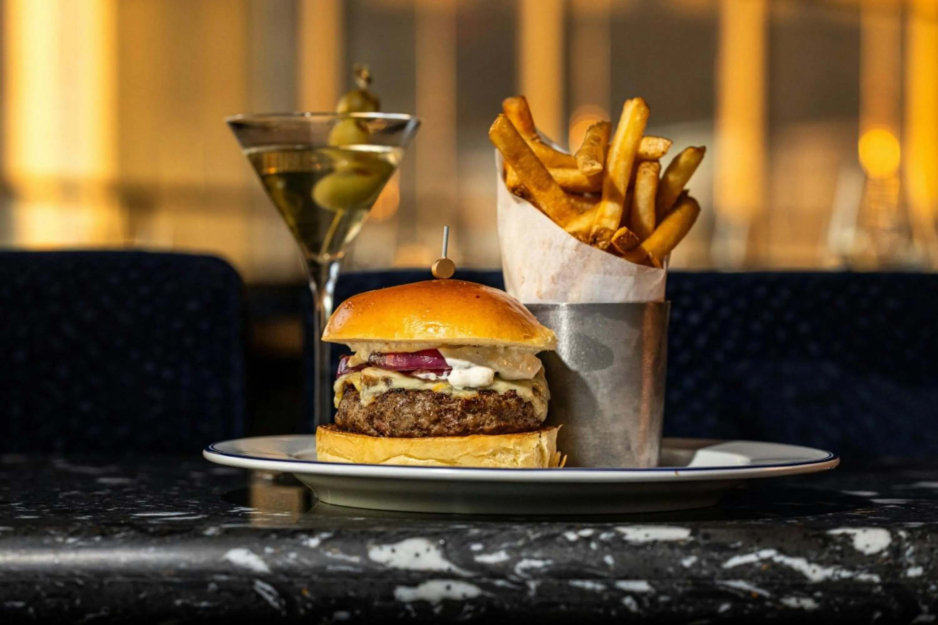 Restaurant/places to eat in New York Marriott Marquis