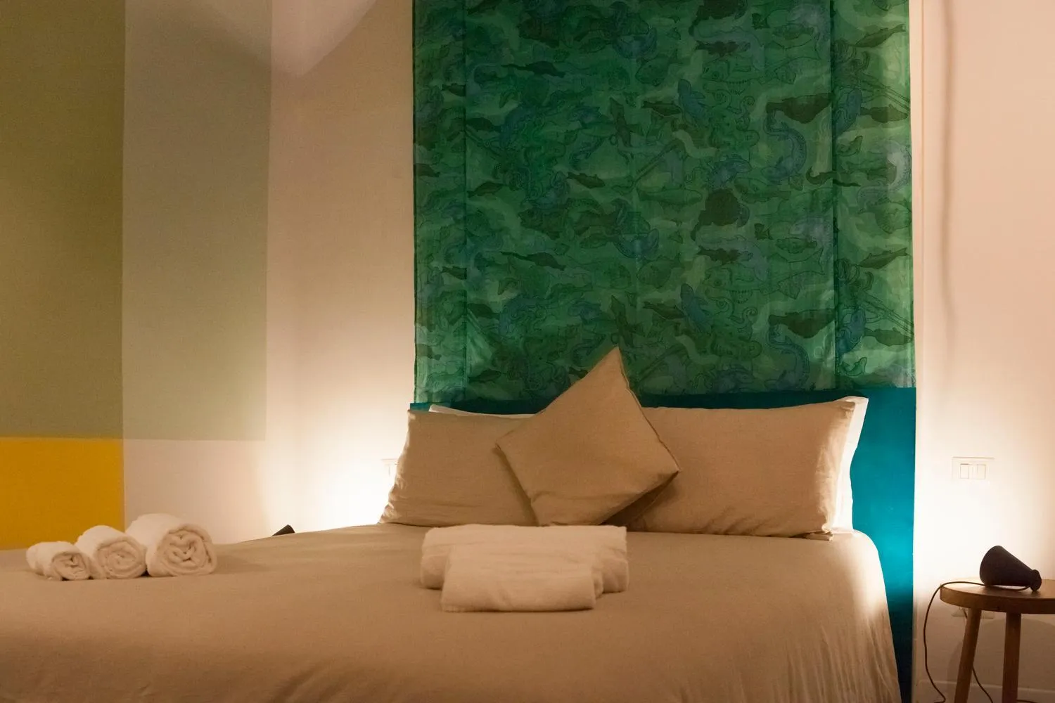 Photo of the whole room, Bed in SuperOtium