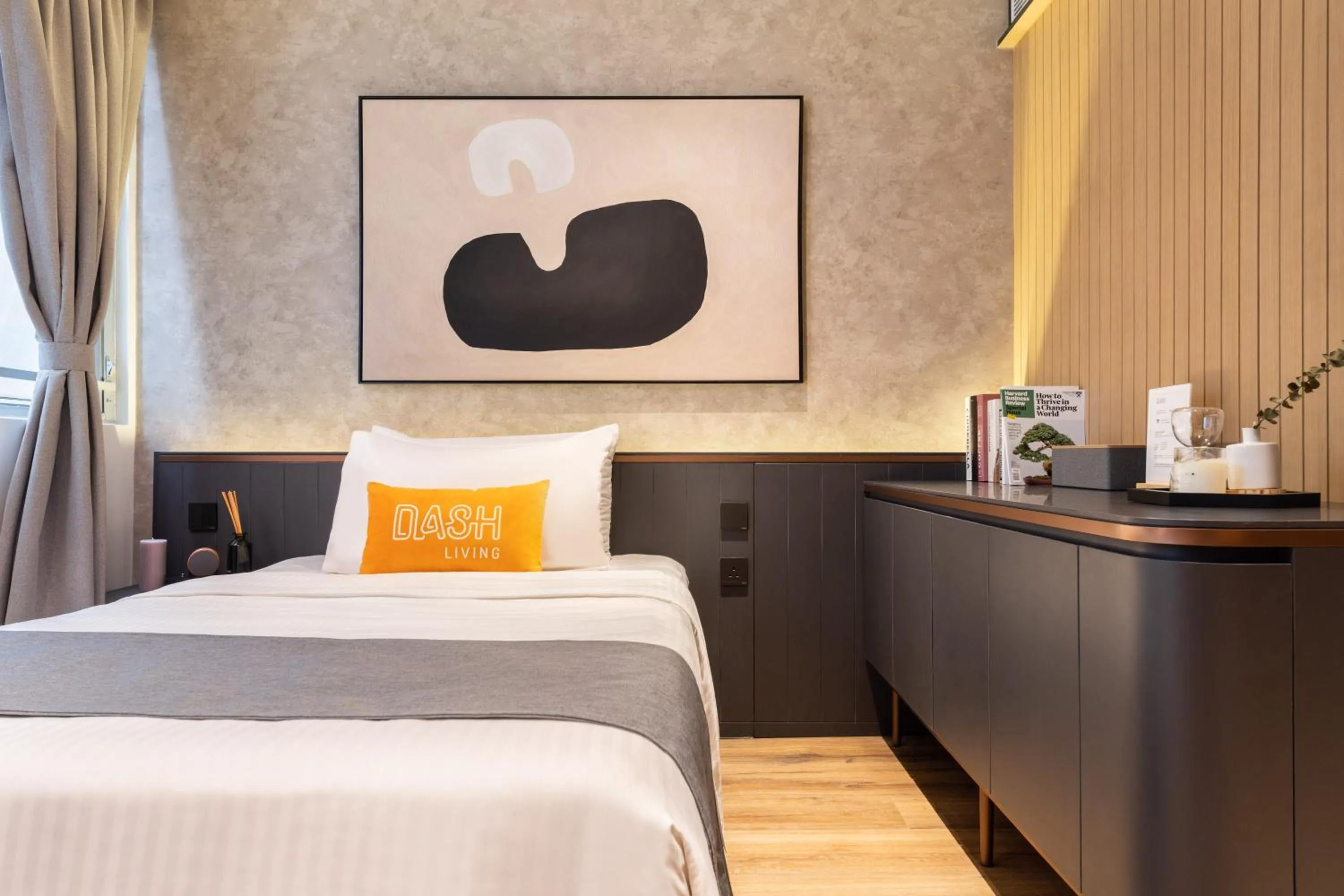 Bed in Dash Living on Prat