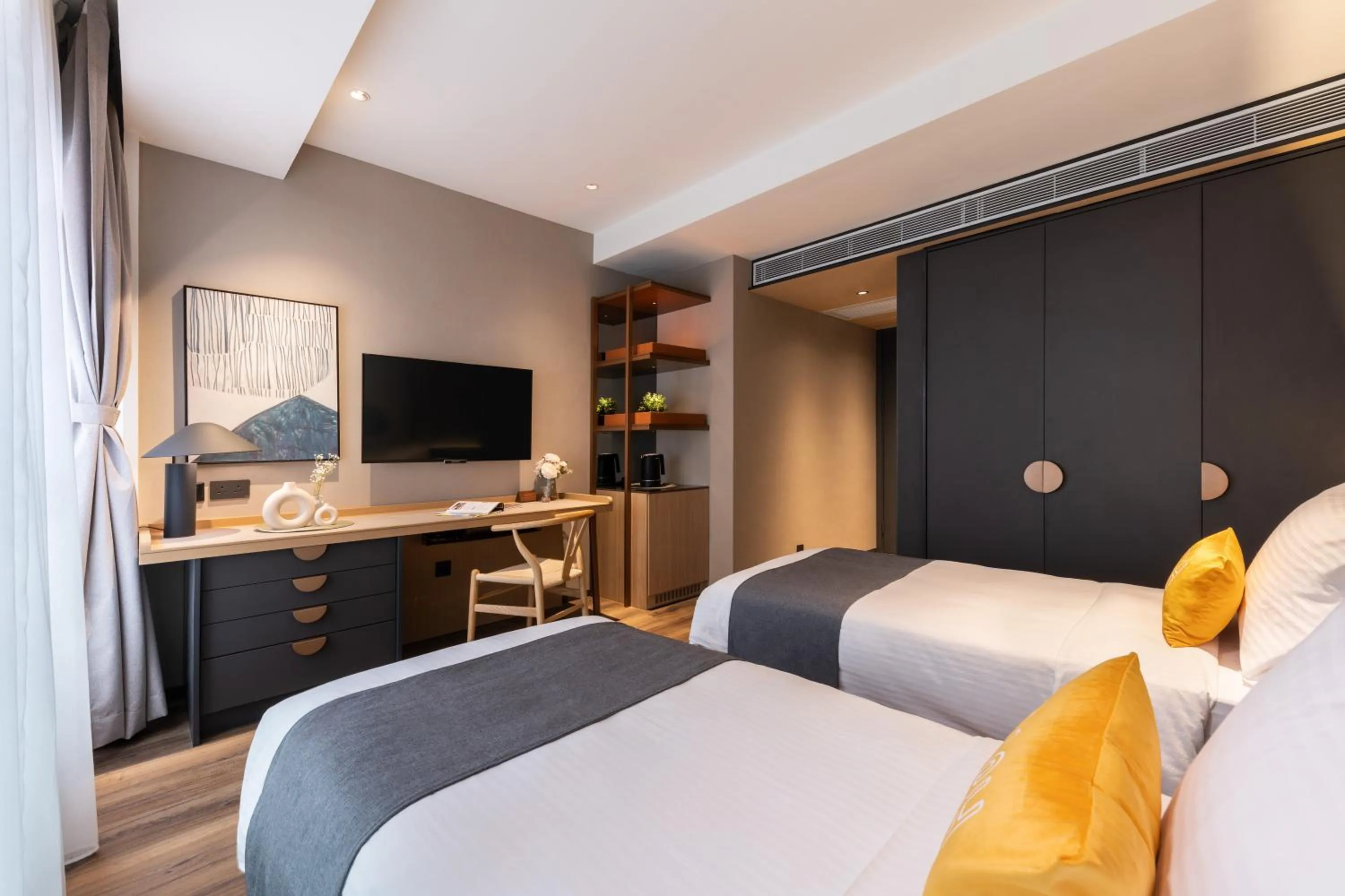 Bed in Dash Living on Prat