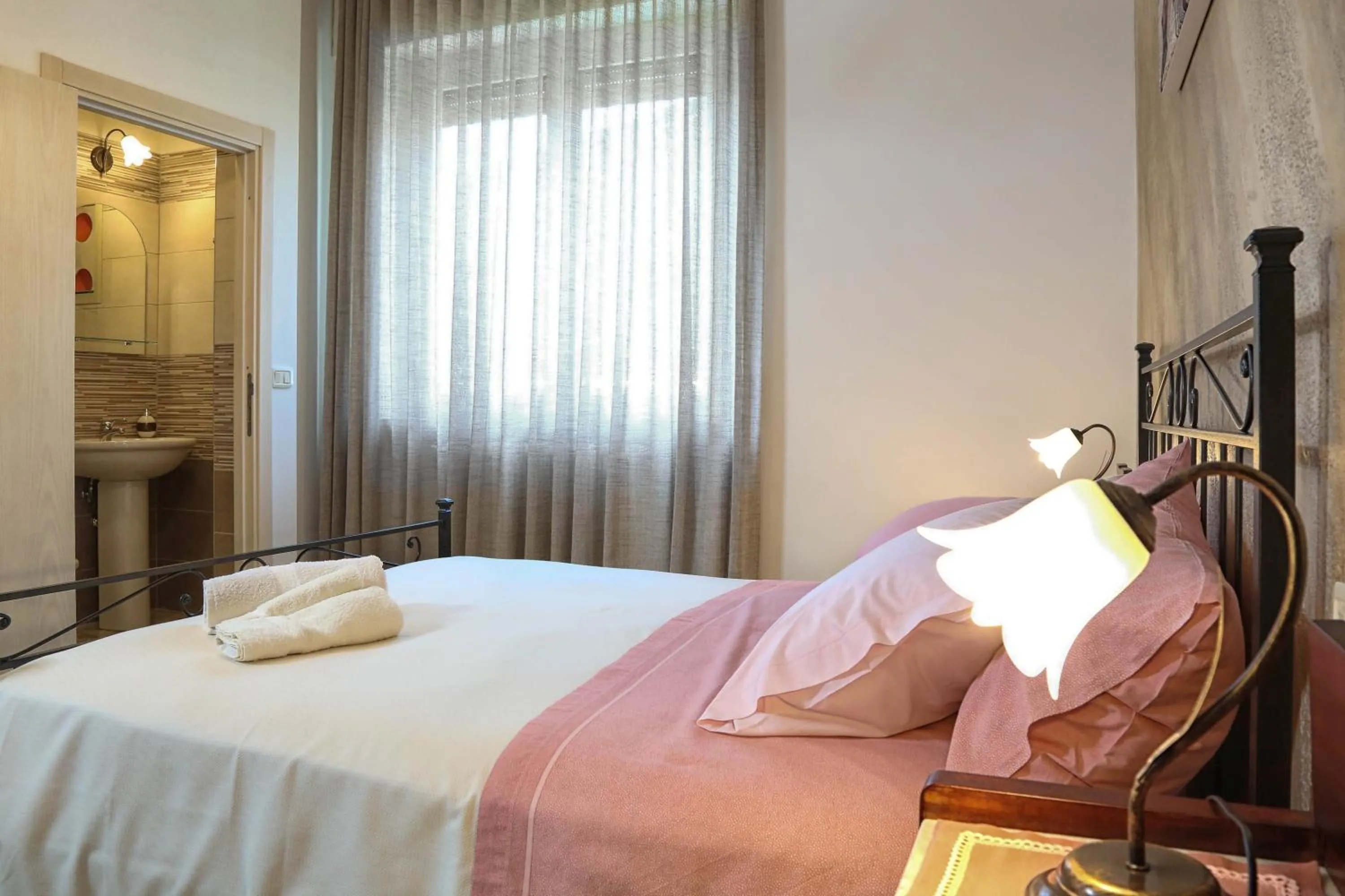 Bed in Le mansardine