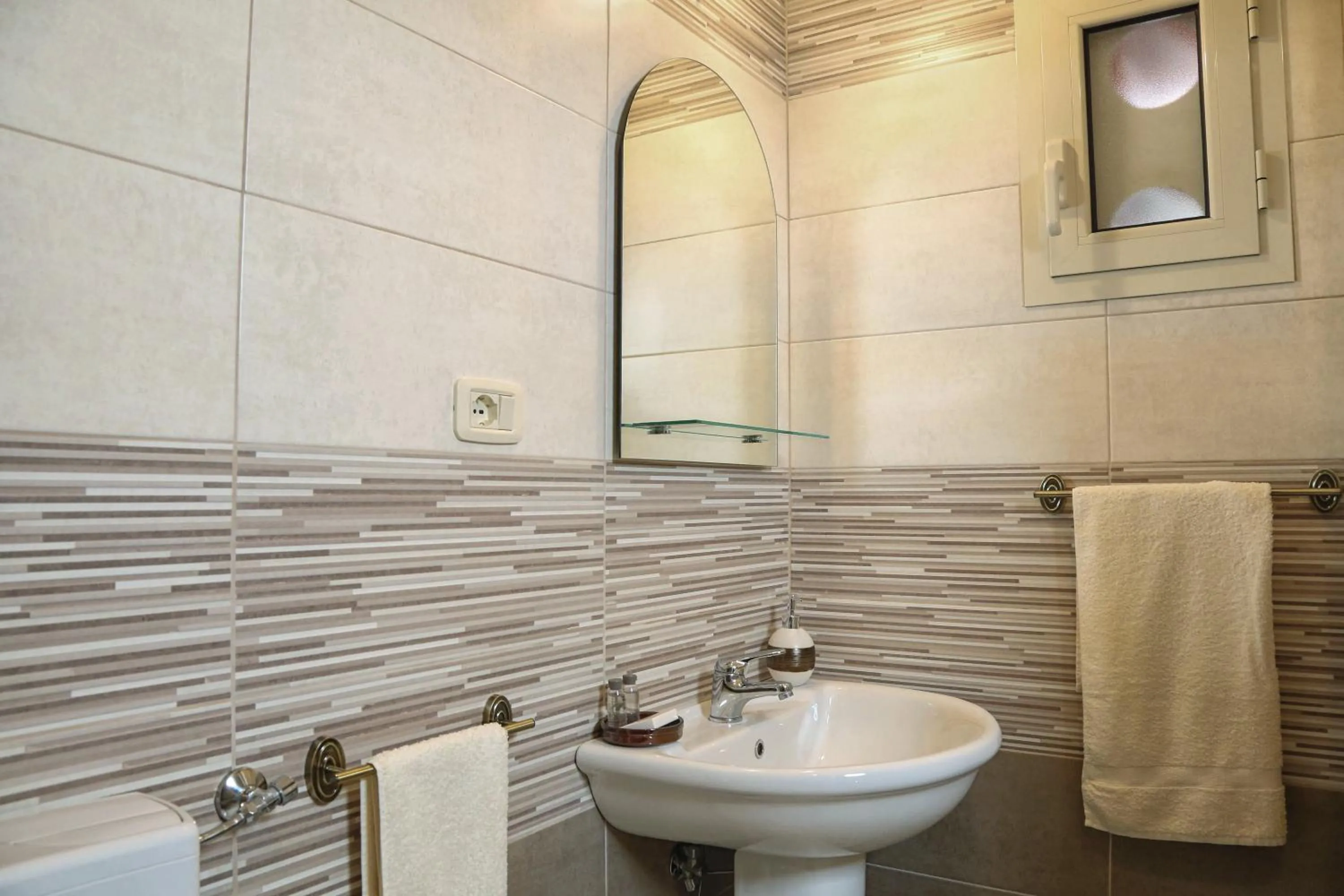 Toilet in Le mansardine