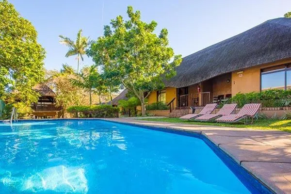 Swimming pool in AmaZulu Lodge