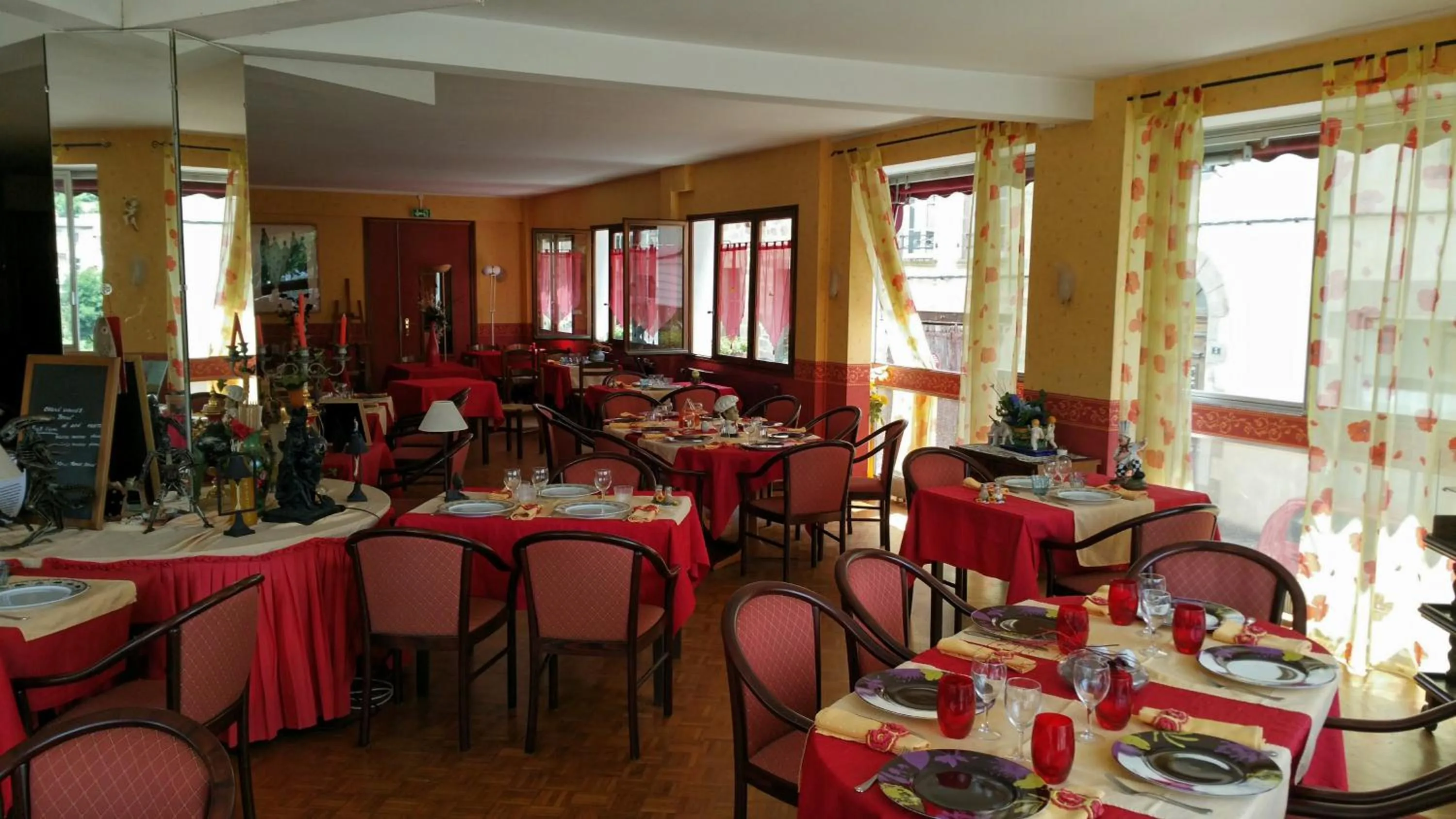 Restaurant/places to eat in Le relais du Haut Limousin