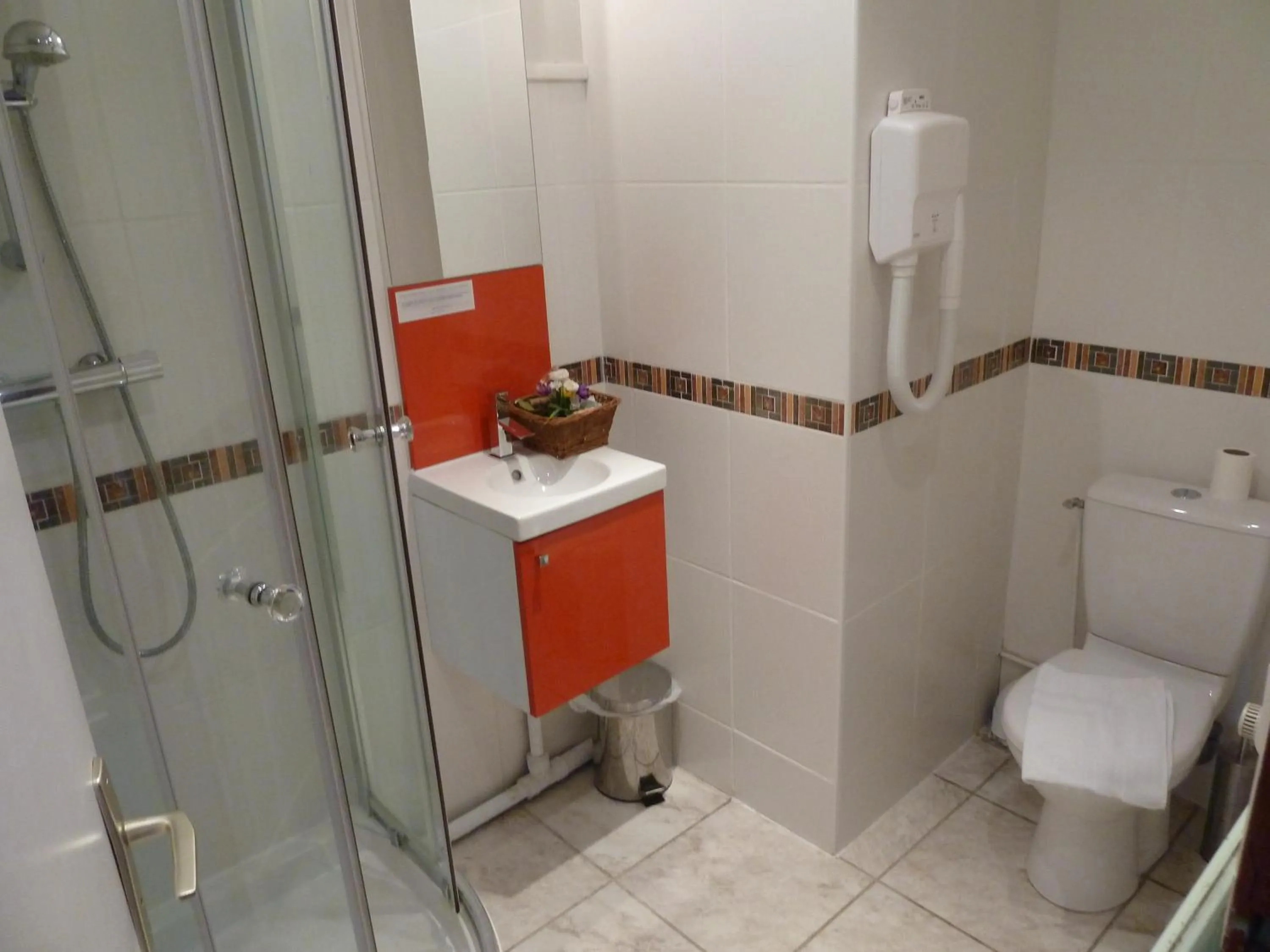 Bathroom in Le relais du Haut Limousin