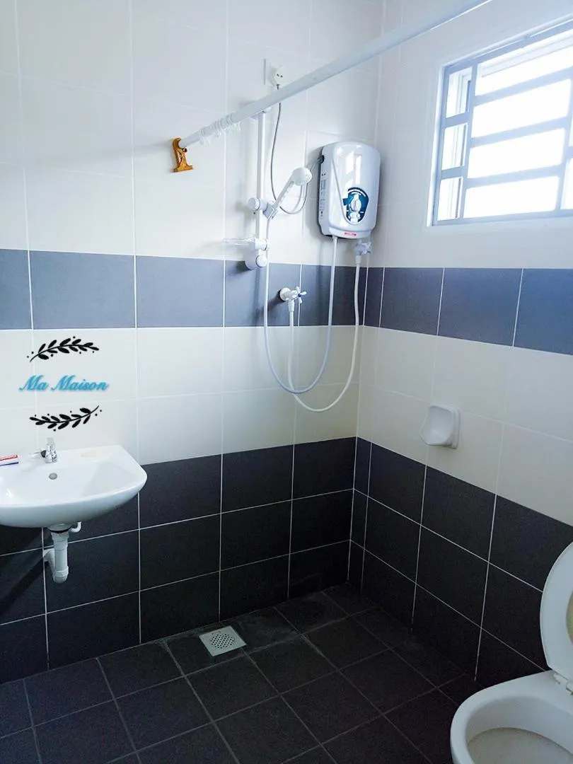 Bathroom in Sri Manjung Ma Maison Homestay