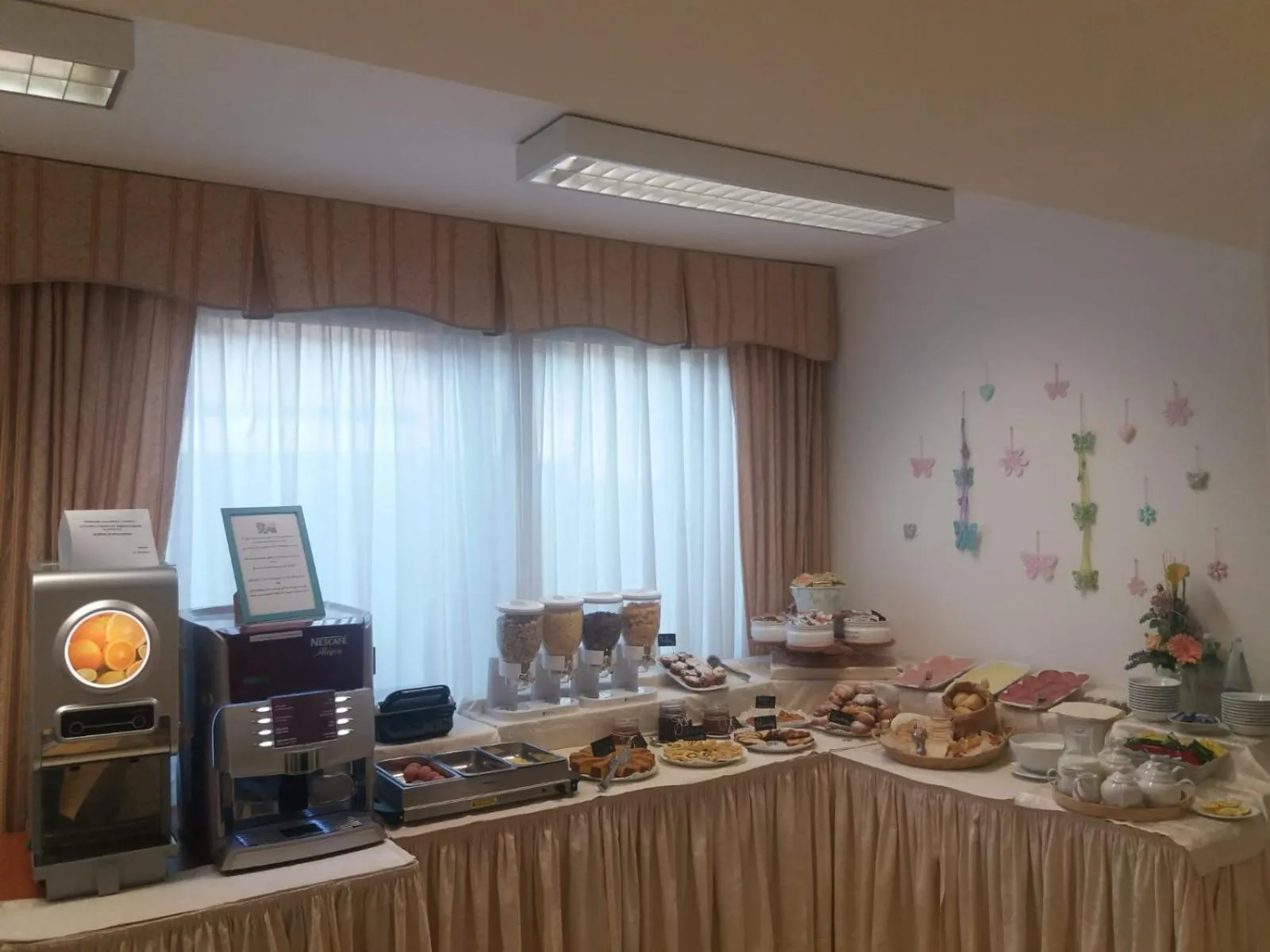 Breakfast in Hotel Maita