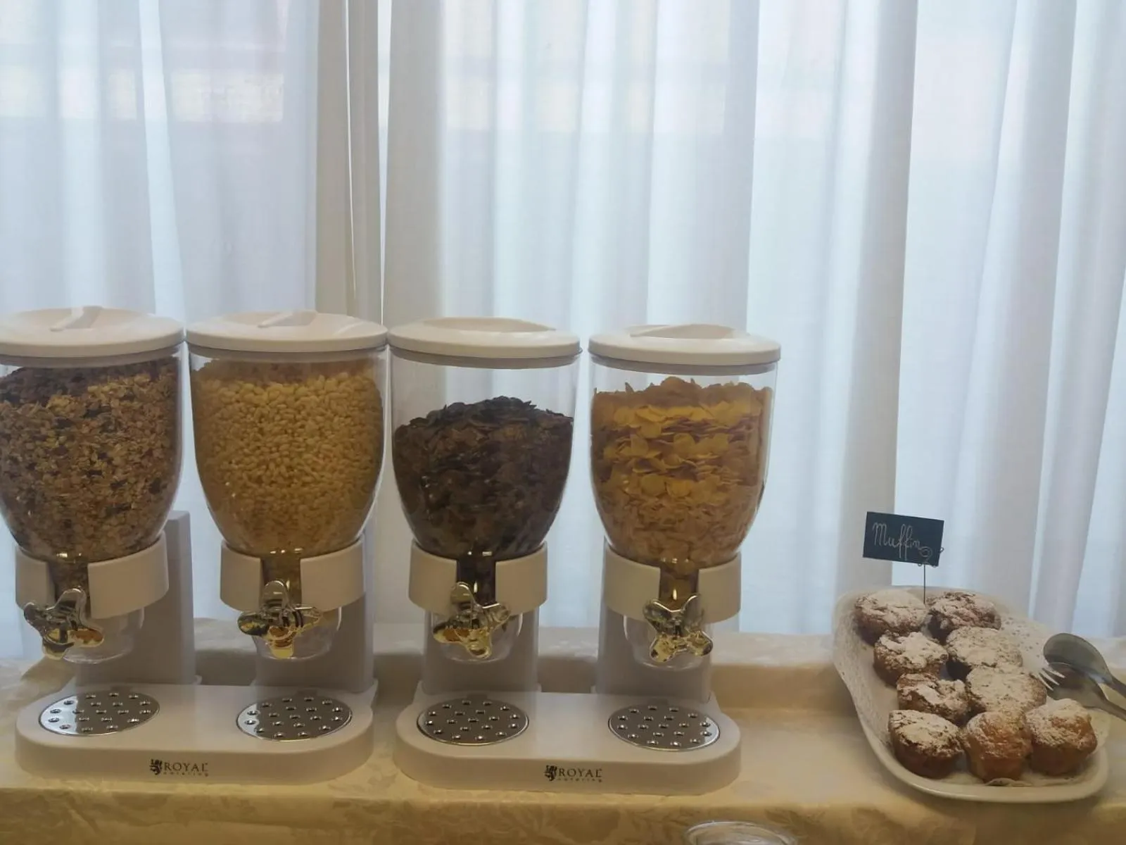 Breakfast in Hotel Maita