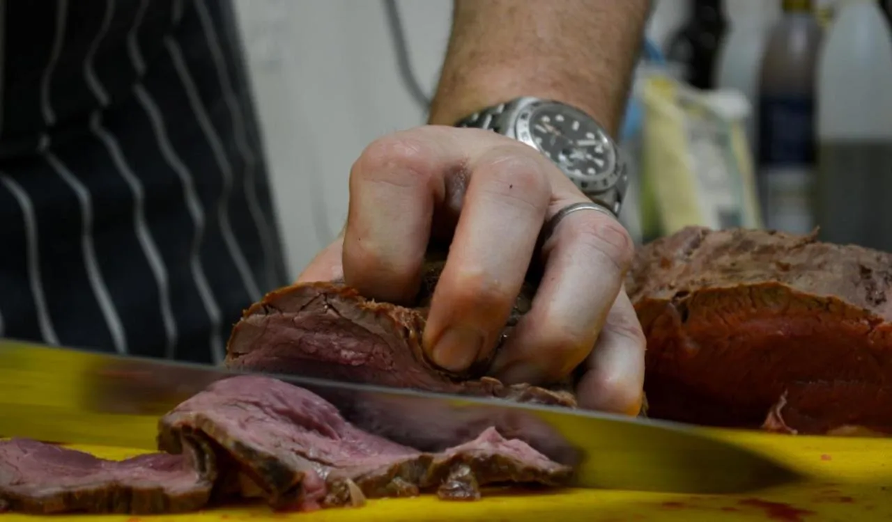 People in The Gordon Arms Restaurant with Rooms