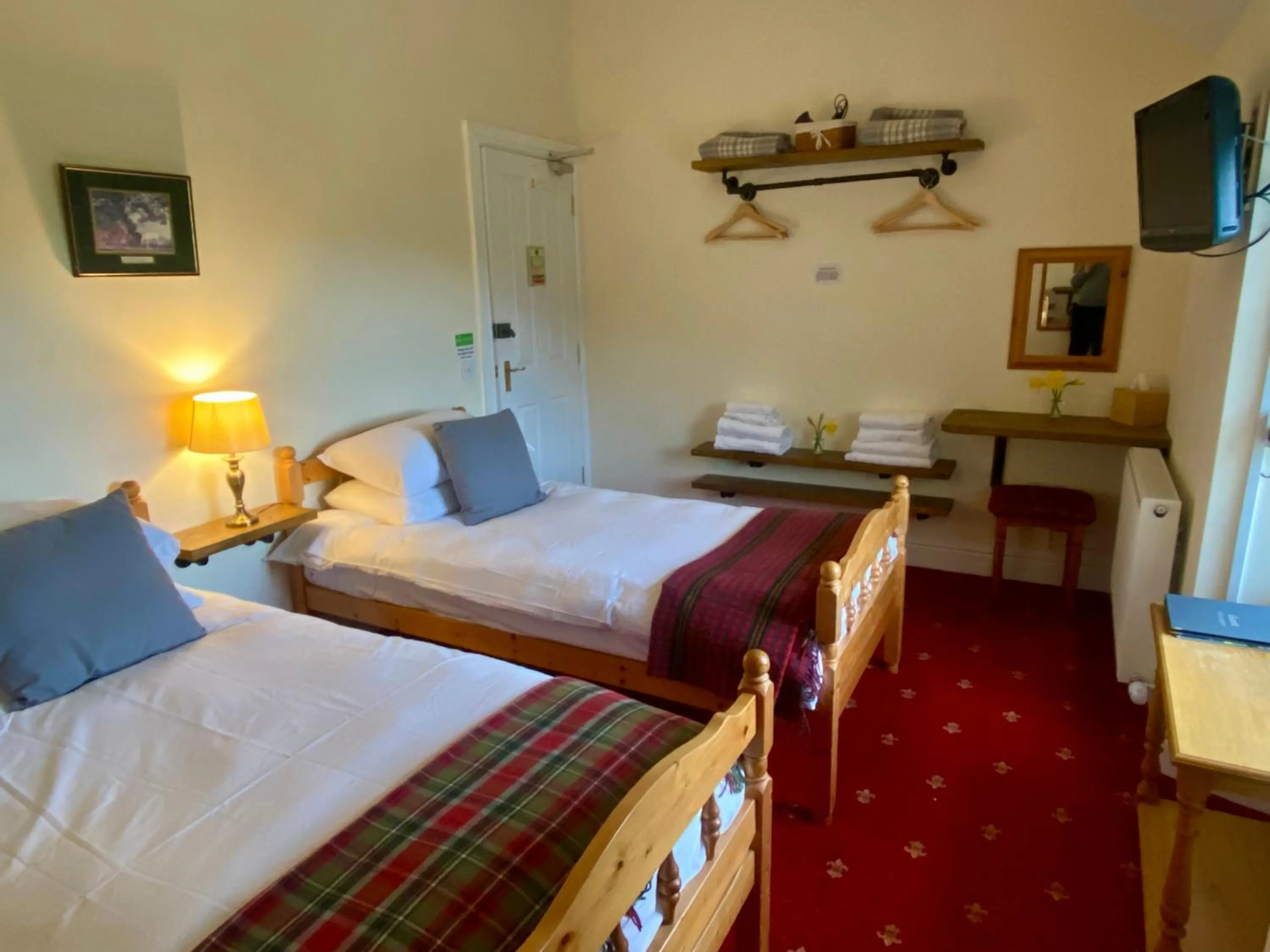 Bedroom, Bed in The Gordon Arms Restaurant with Rooms