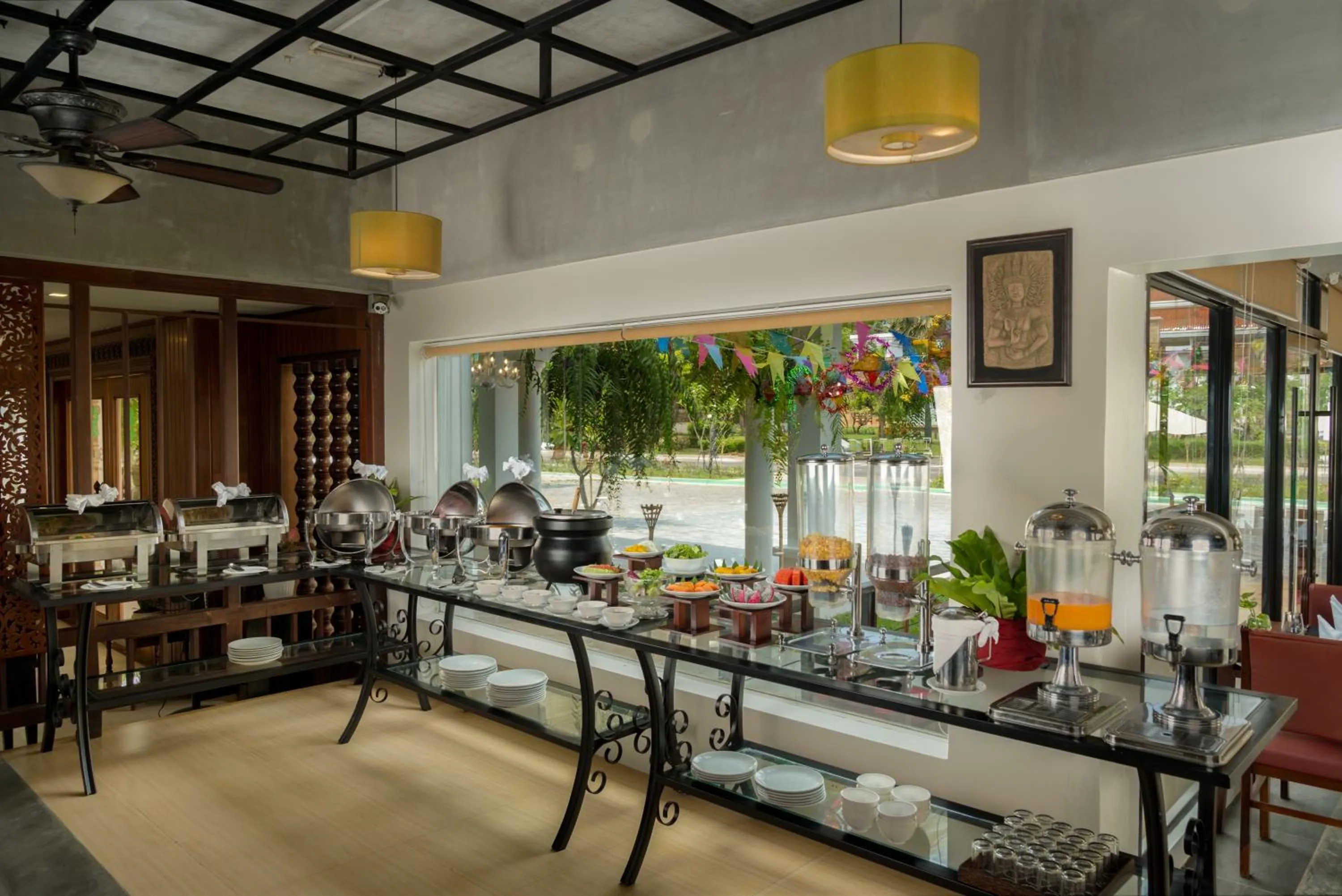 Restaurant/places to eat in Sala Siem Reap Hotel
