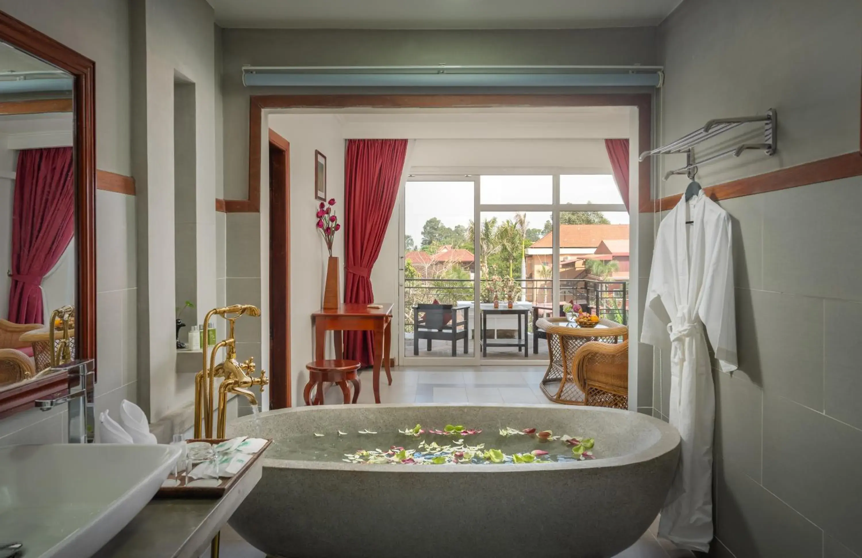 The Suite with Living room, Pool View - Free Mini-Bar in Sala Siem Reap Hotel The Suite with Living room, Pool View - Free Mini-Bar in Sala Siem Reap Hotel