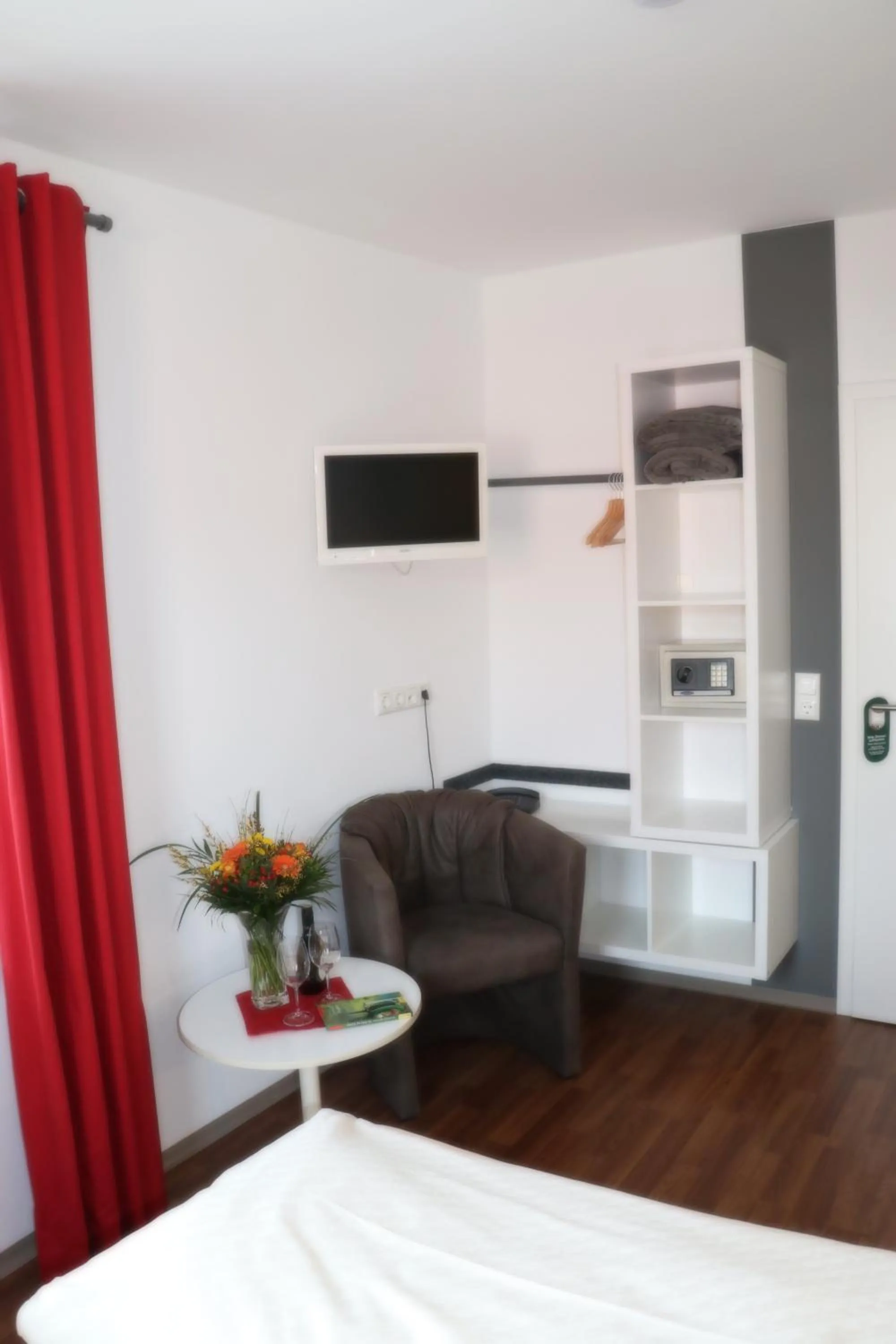 Photo of the whole room, Bed in Gasthof Post