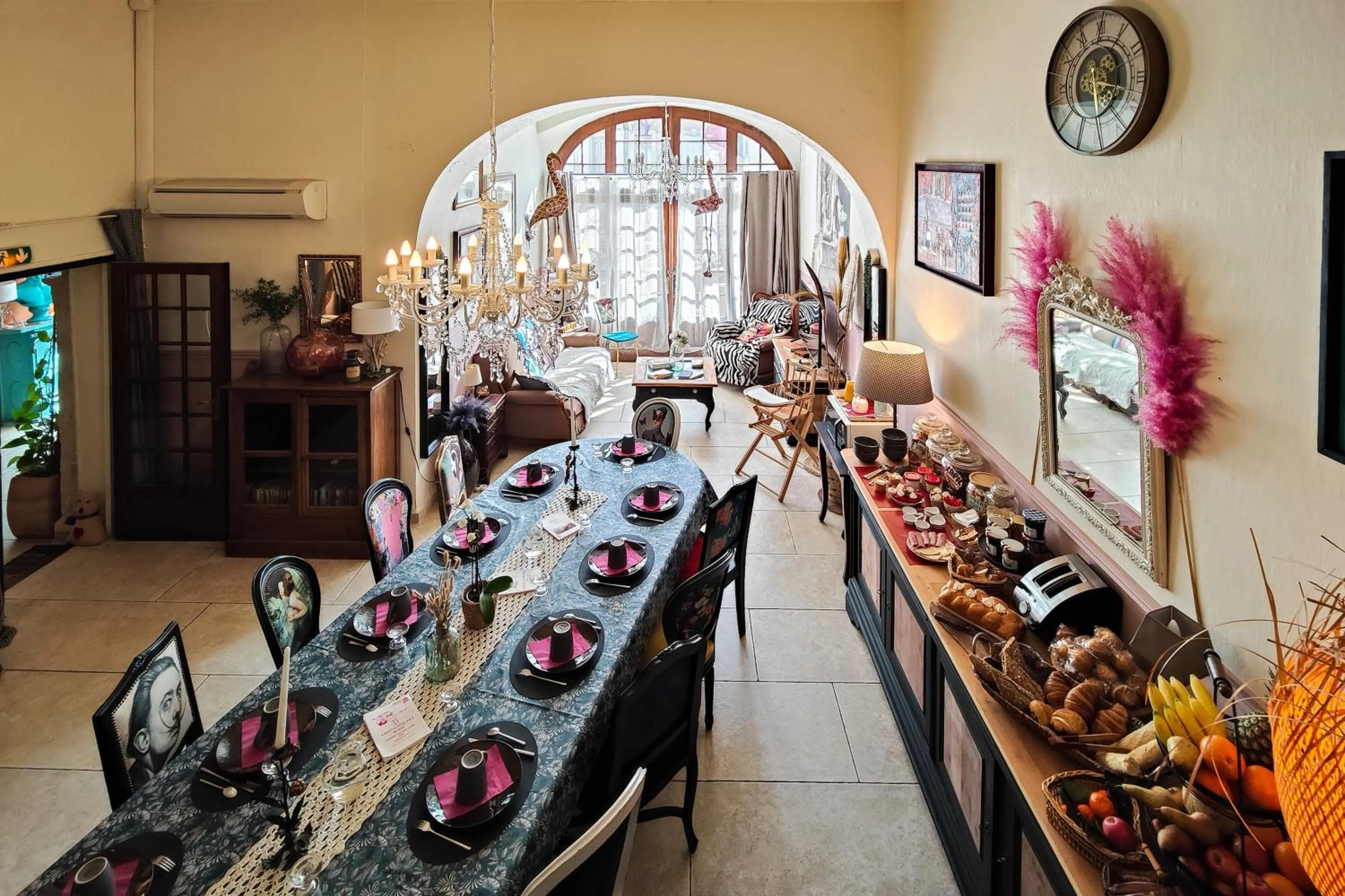 Banquet/Function facilities in Hotel Des Artistes