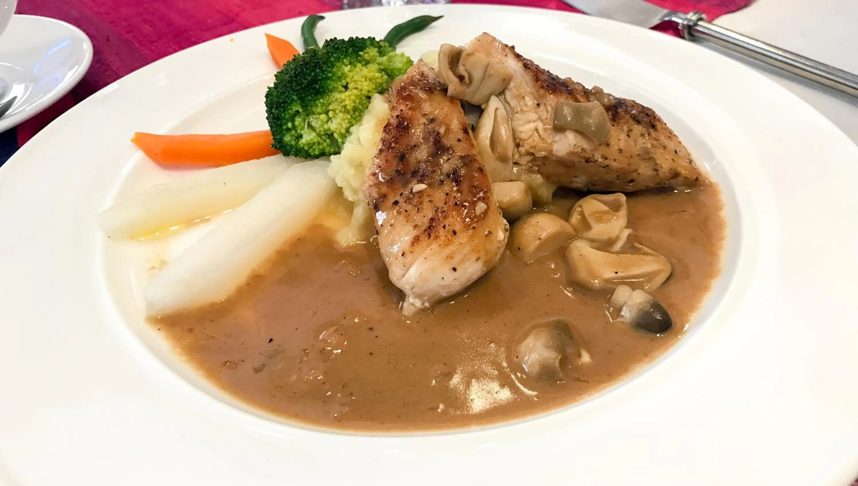 Restaurant/places to eat in Sokchea Angkor Hotel